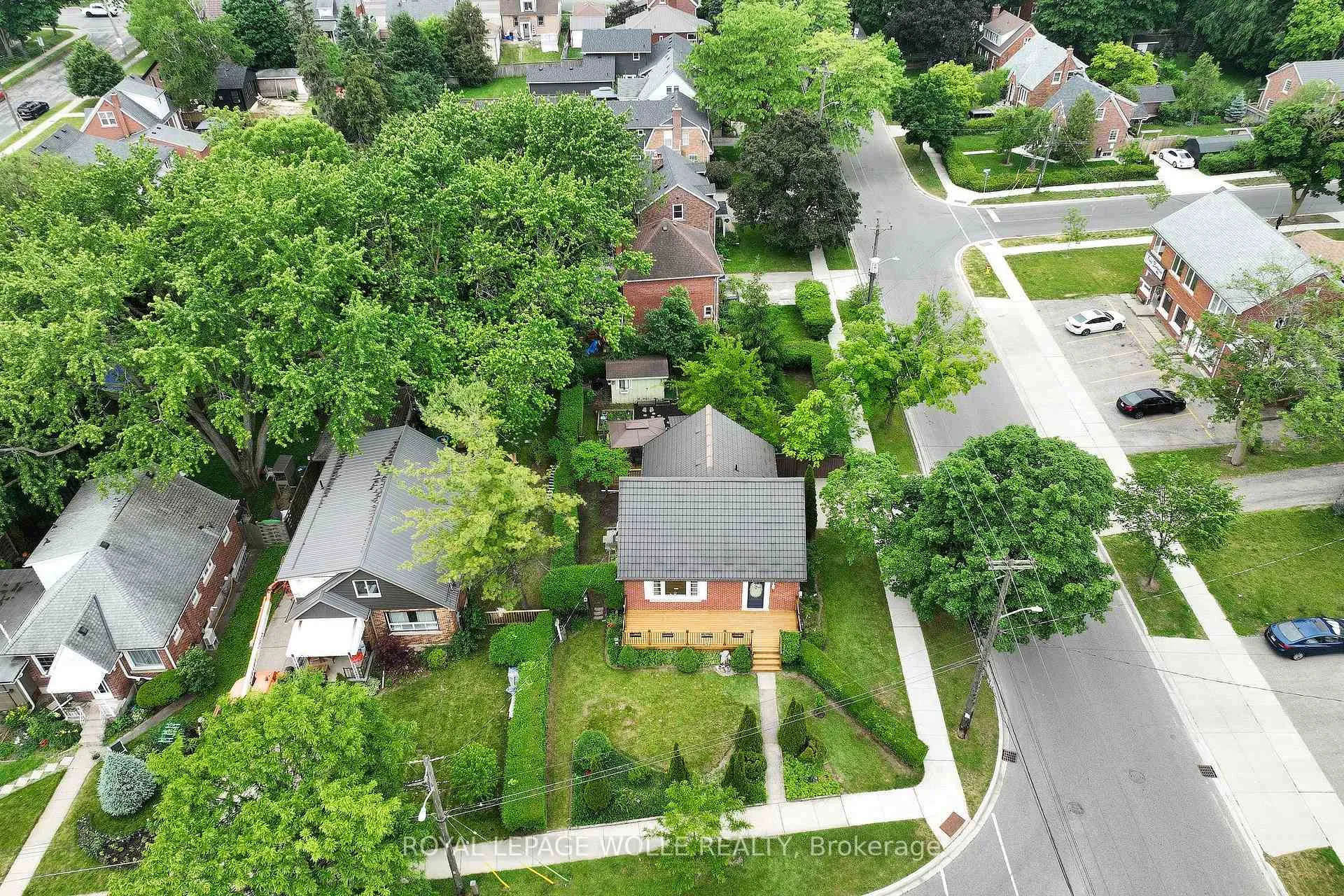Photo 43 of 5 Brentwood Avenue, Kitchener — HOMEH
