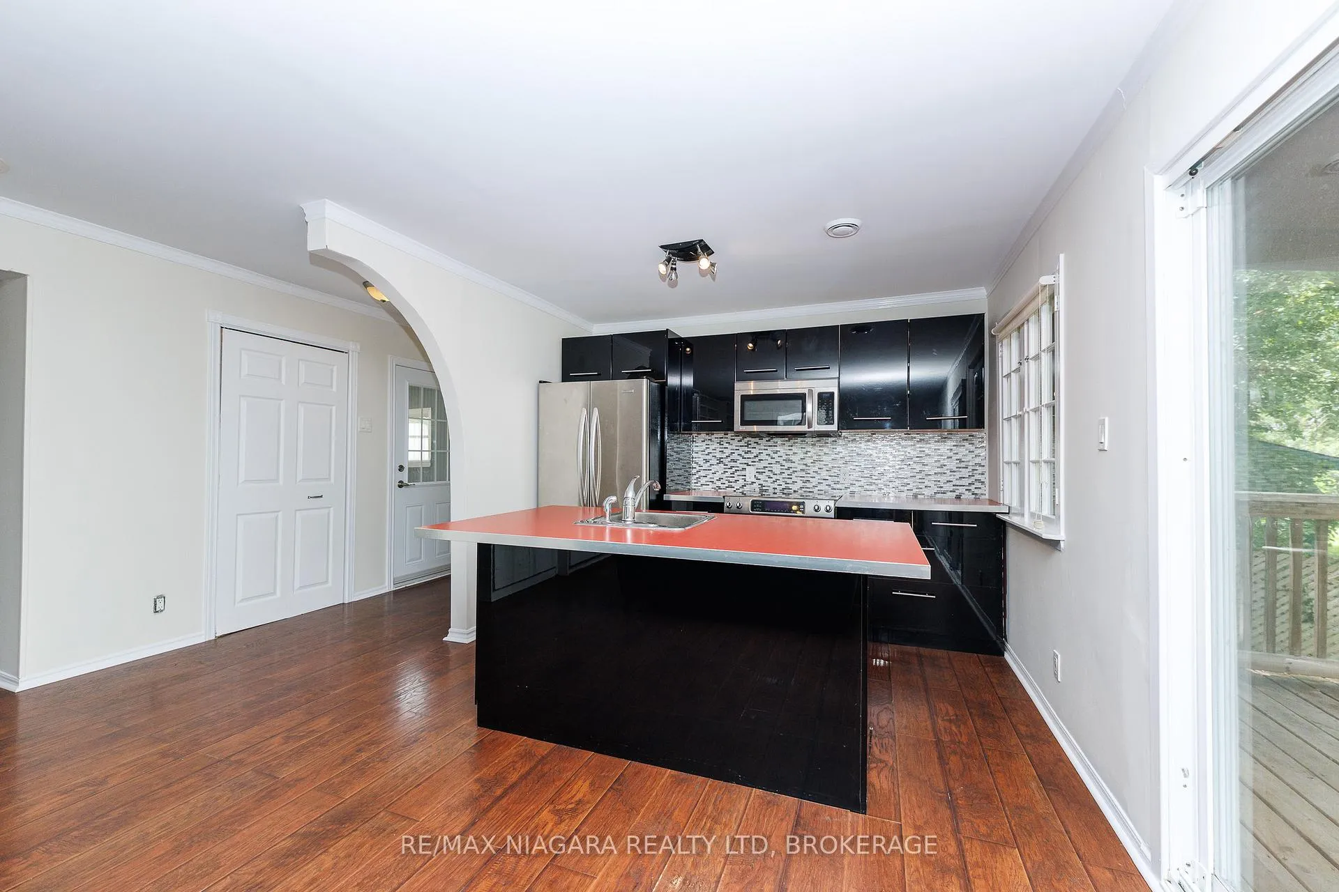 Photo 7 of 3 Phelps Street, St. Catharines, Oakdale — HOMEH