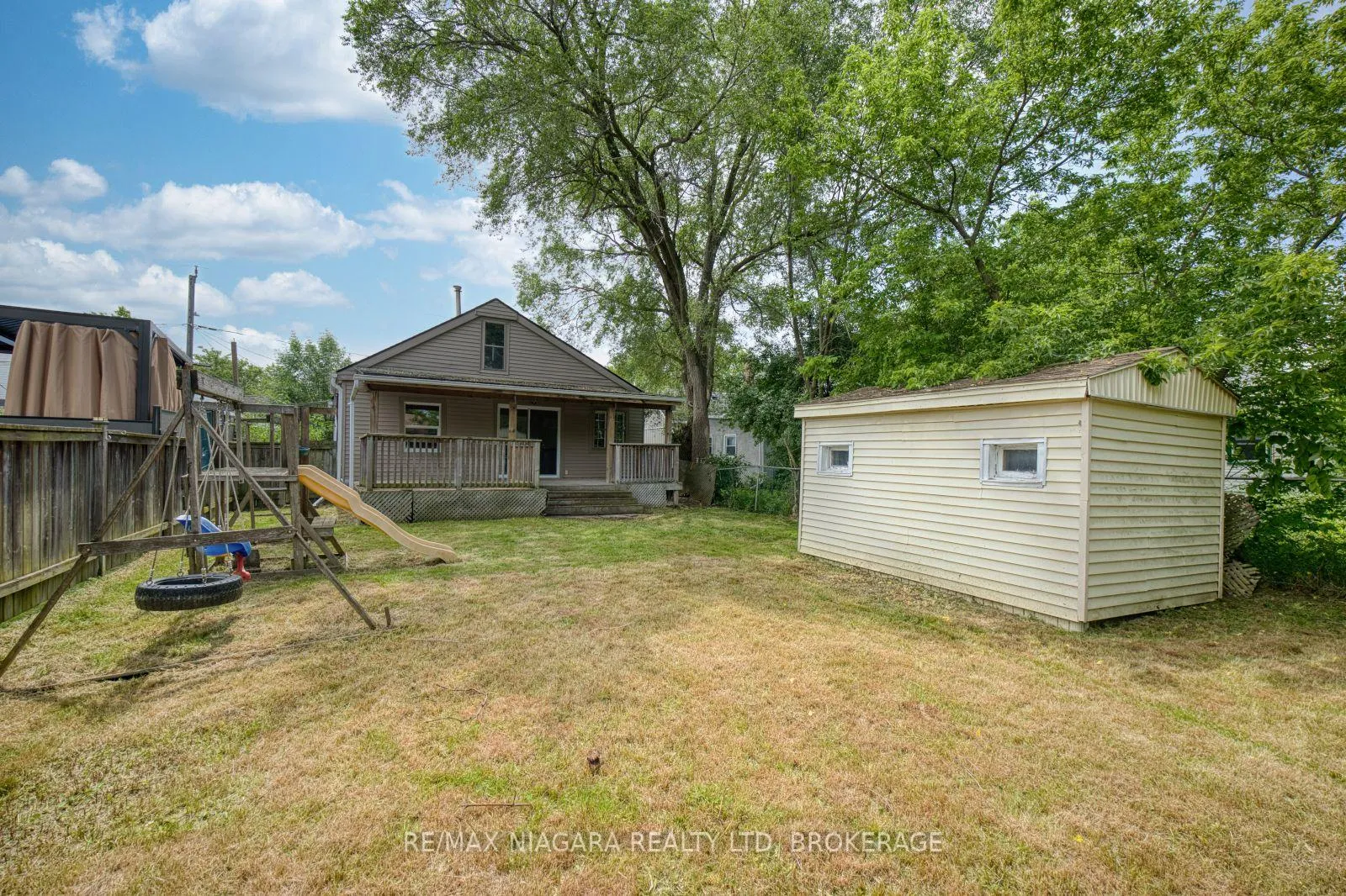 Photo 23 of 3 Phelps Street, St. Catharines, Oakdale — HOMEH