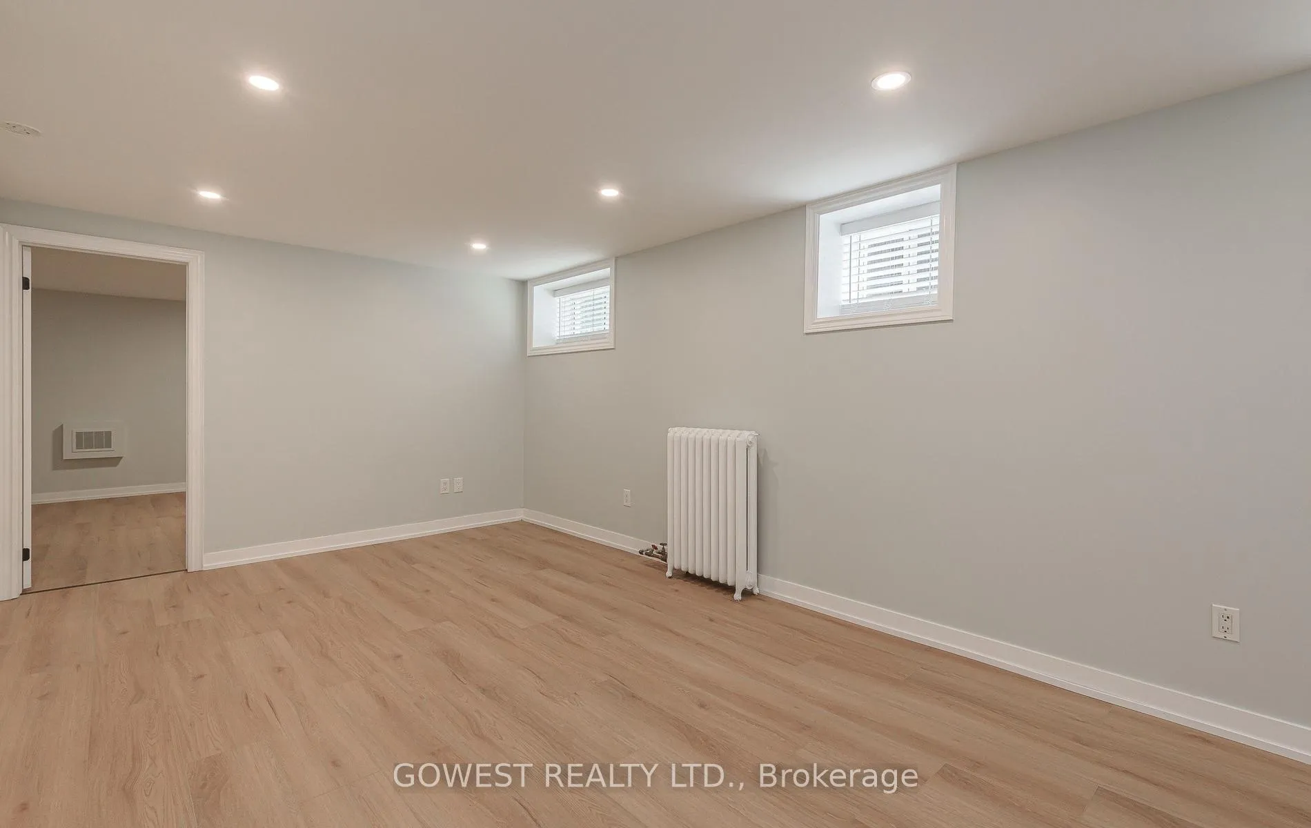 Photo 7 of Unit 4, 134 Grenadier Road, Toronto, High Park-Swansea — HOMEH