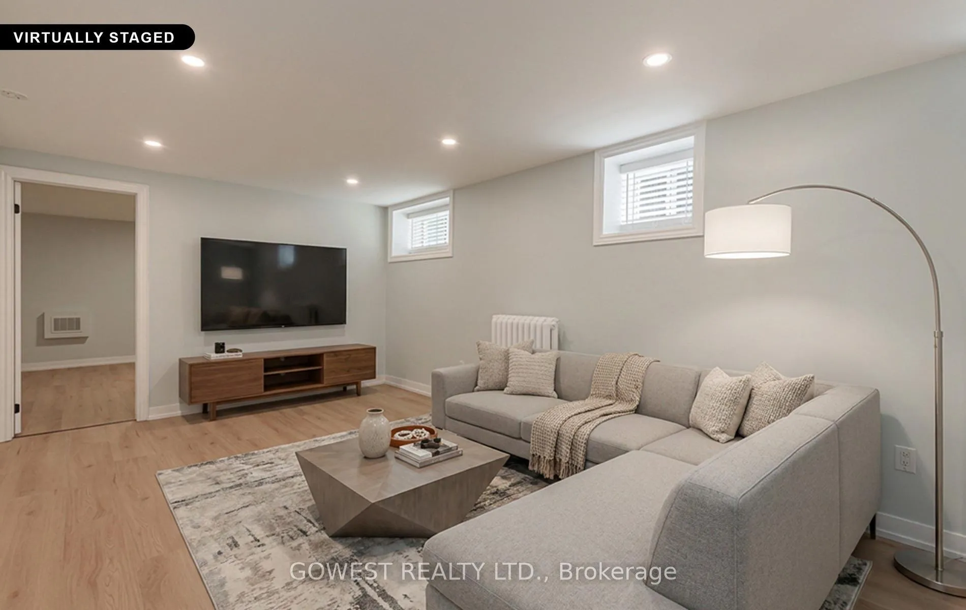 Photo 8 of Unit 4, 134 Grenadier Road, Toronto, High Park-Swansea — HOMEH