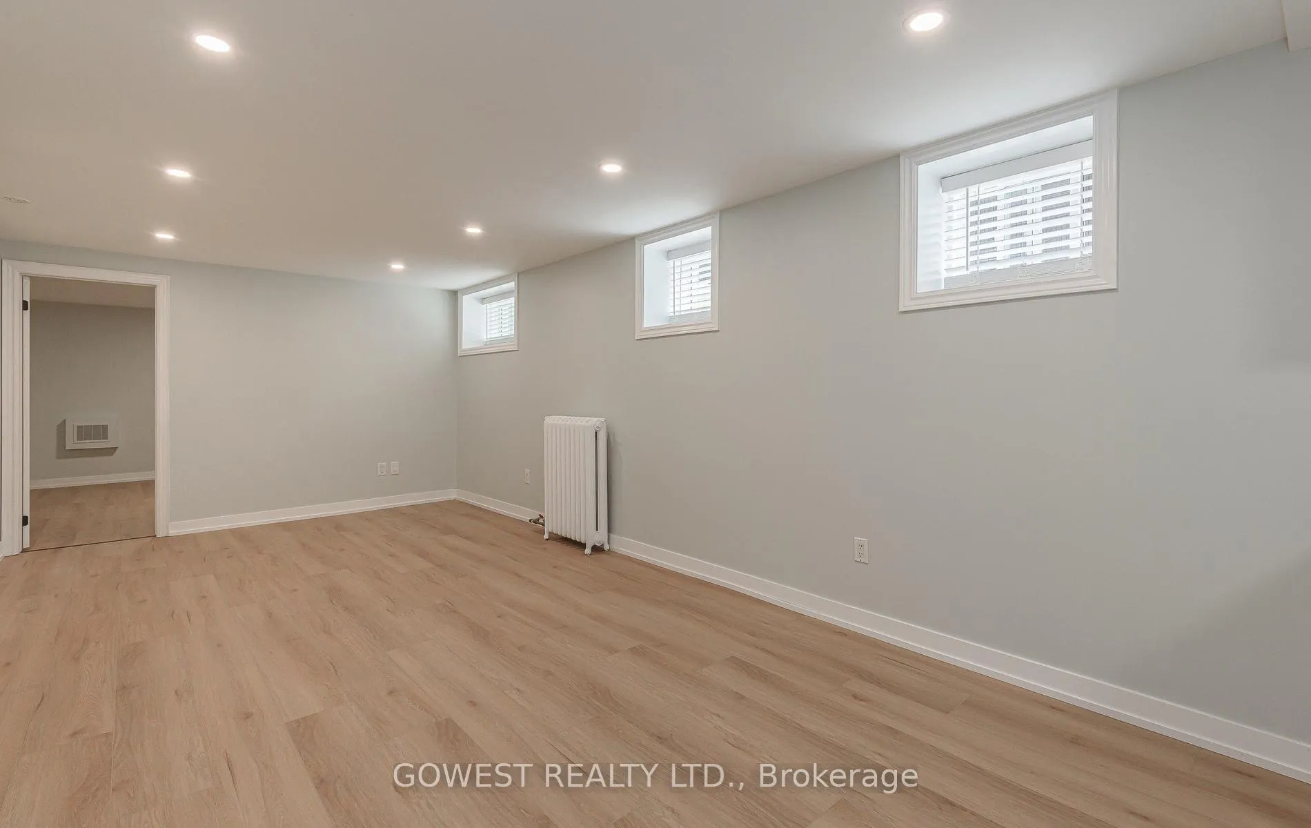 Photo 11 of Unit 4, 134 Grenadier Road, Toronto, High Park-Swansea — HOMEH