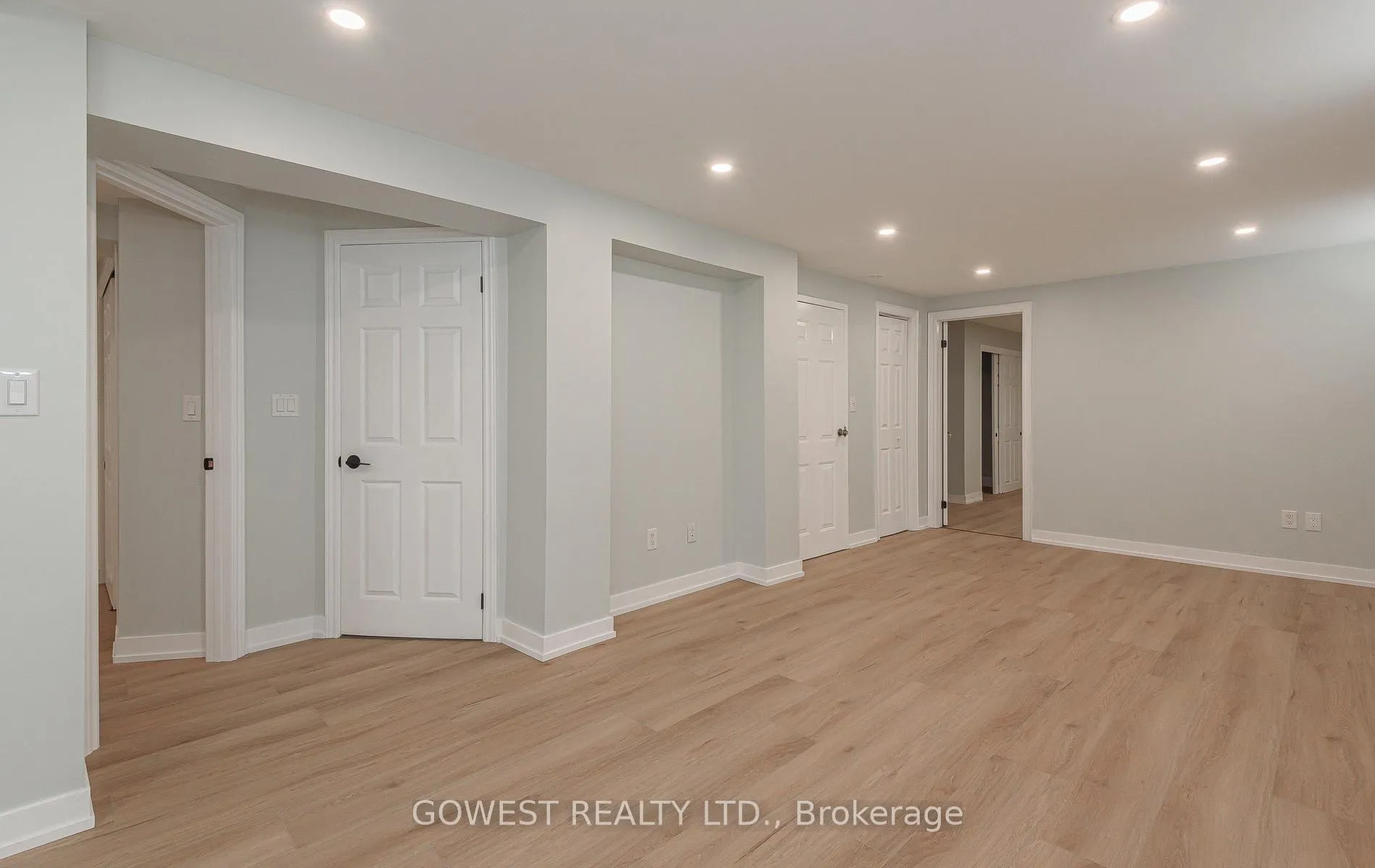 Photo 12 of Unit 4, 134 Grenadier Road, Toronto, High Park-Swansea — HOMEH