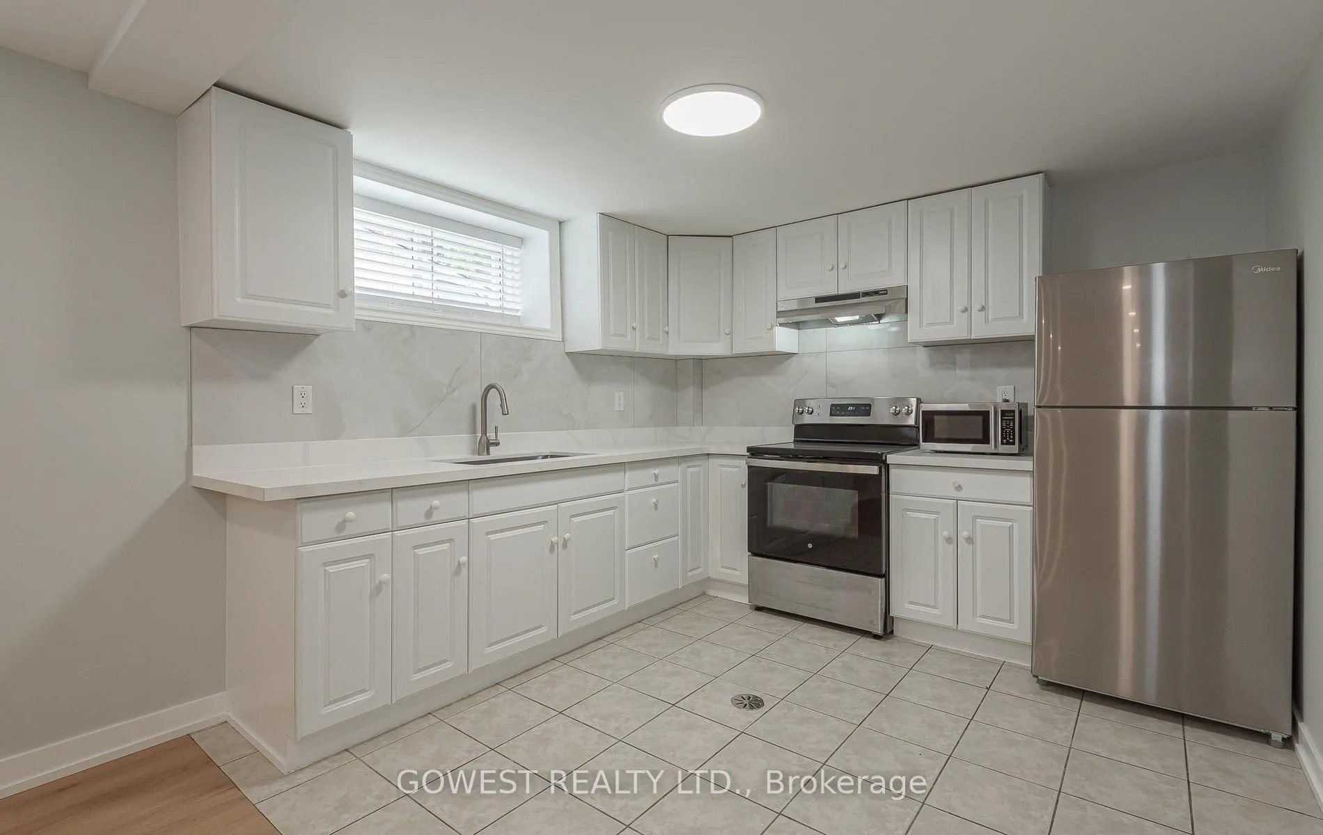 Photo 15 of Unit 4, 134 Grenadier Road, Toronto, High Park-Swansea — HOMEH