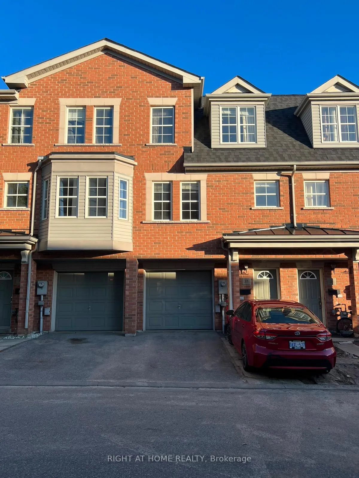 Front of 37 Archibald Mews