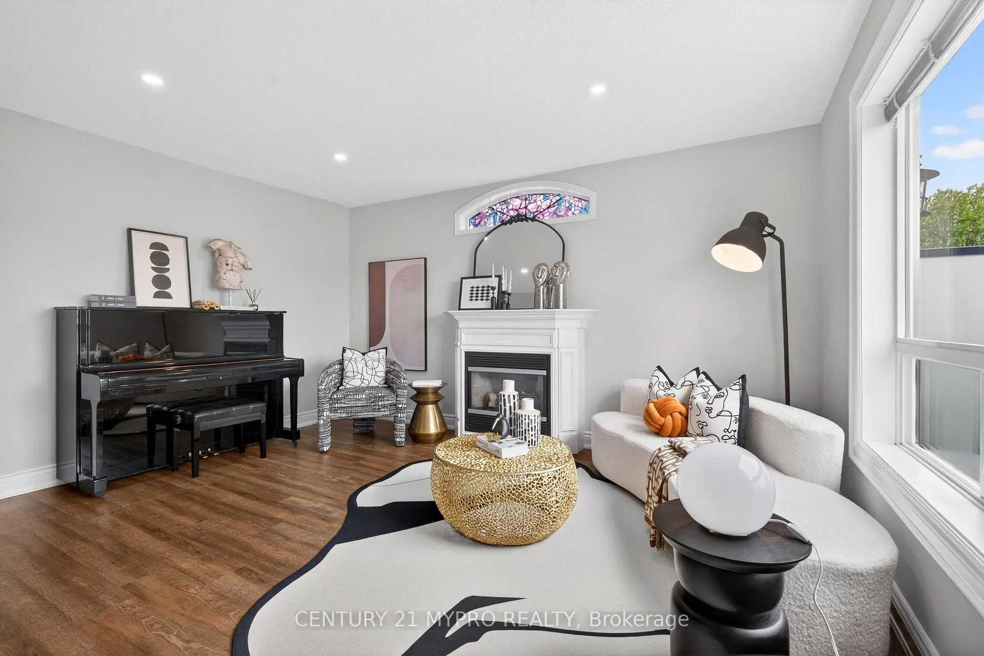 Photo 13 of 1117 Tall Pine Avenue E, Oshawa, Pinecrest — HOMEH