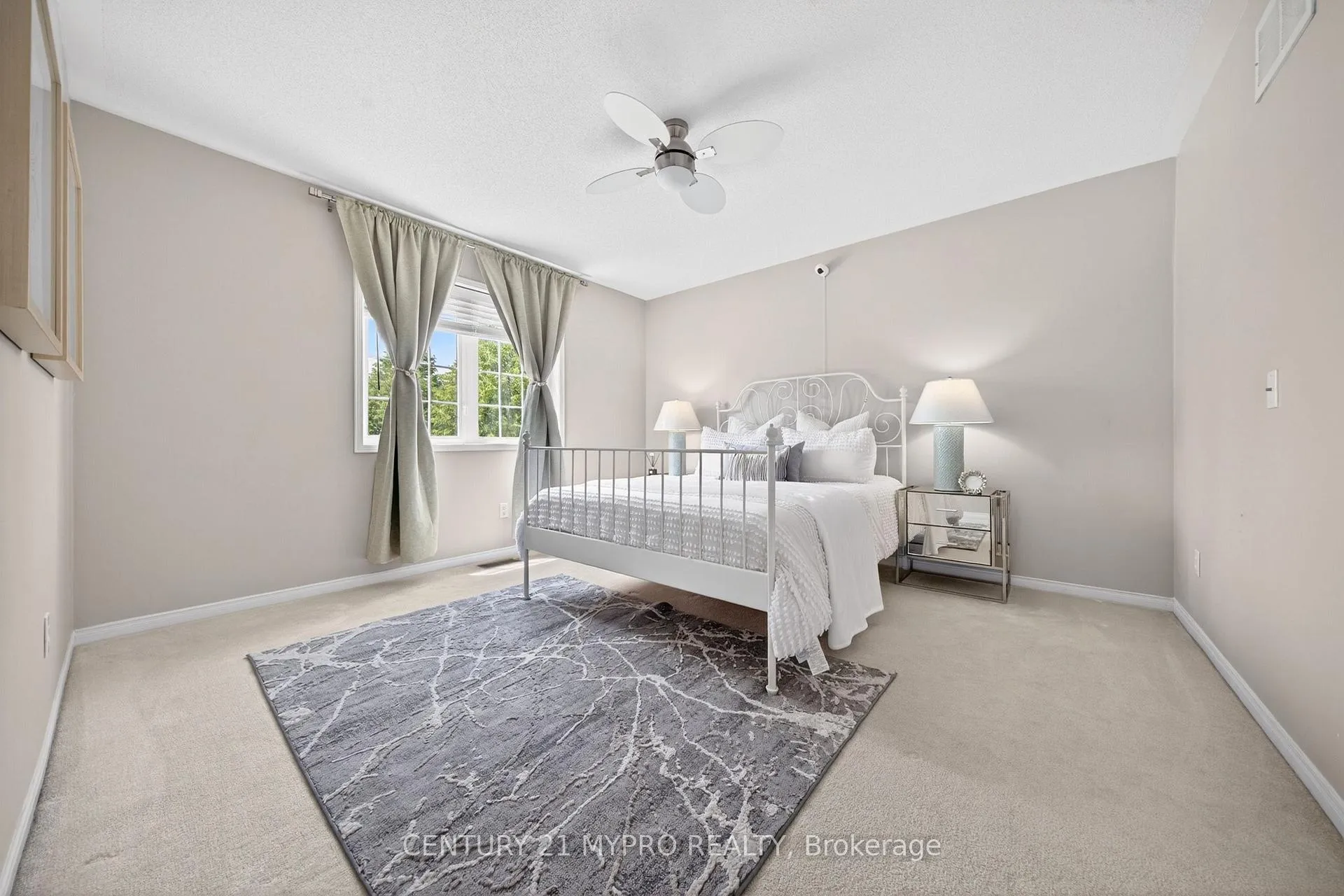 Photo 18 of 1117 Tall Pine Avenue E, Oshawa, Pinecrest — HOMEH