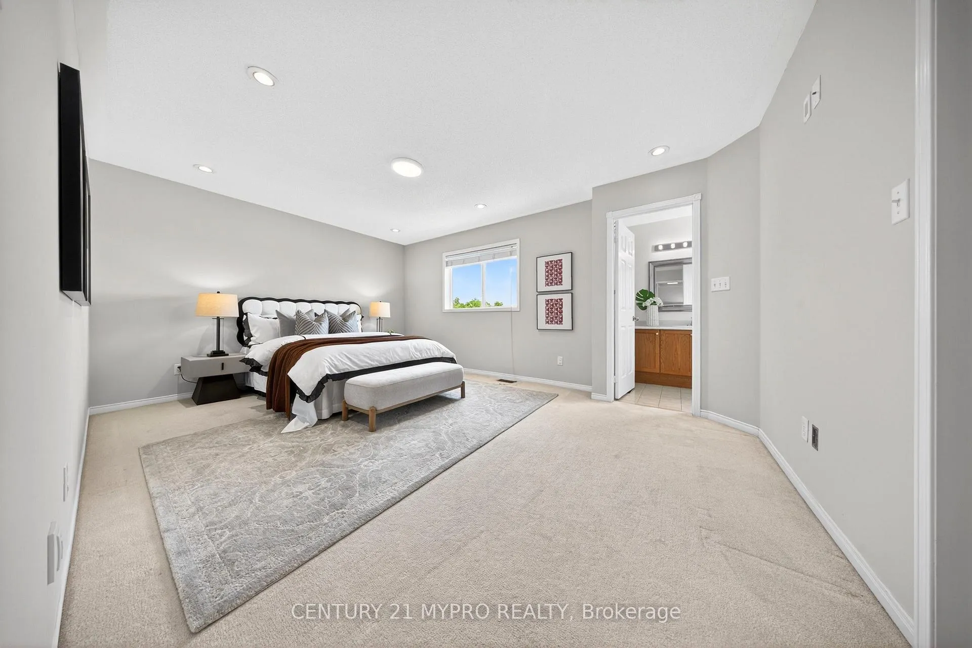 Photo 25 of 1117 Tall Pine Avenue E, Oshawa, Pinecrest — HOMEH