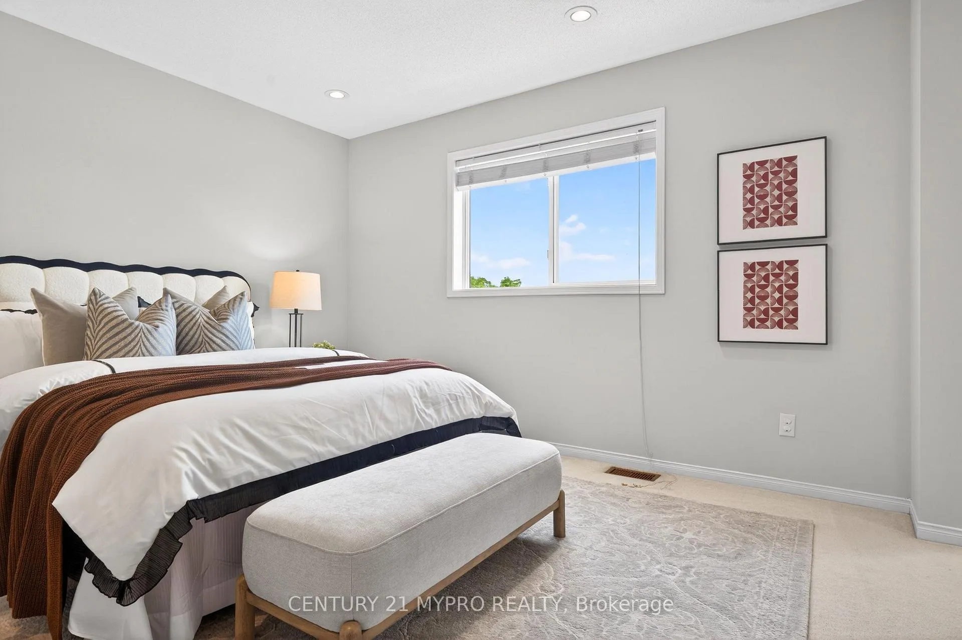 Photo 26 of 1117 Tall Pine Avenue E, Oshawa, Pinecrest — HOMEH