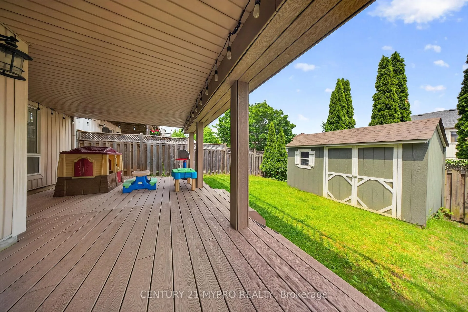 Photo 35 of 1117 Tall Pine Avenue E, Oshawa, Pinecrest — HOMEH