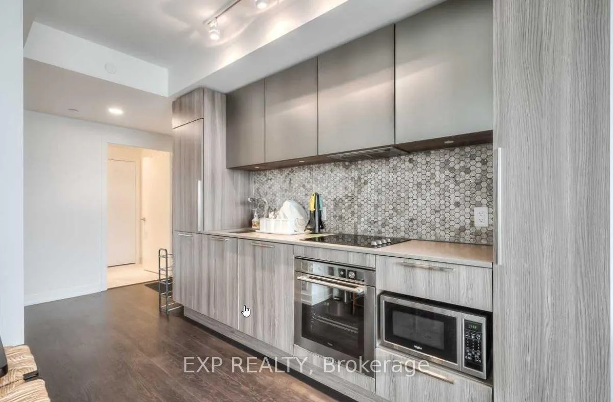 Photo 3 of Unit Ph15, 85 Wood Street, Toronto, Church-Yonge Corridor — HOMEH