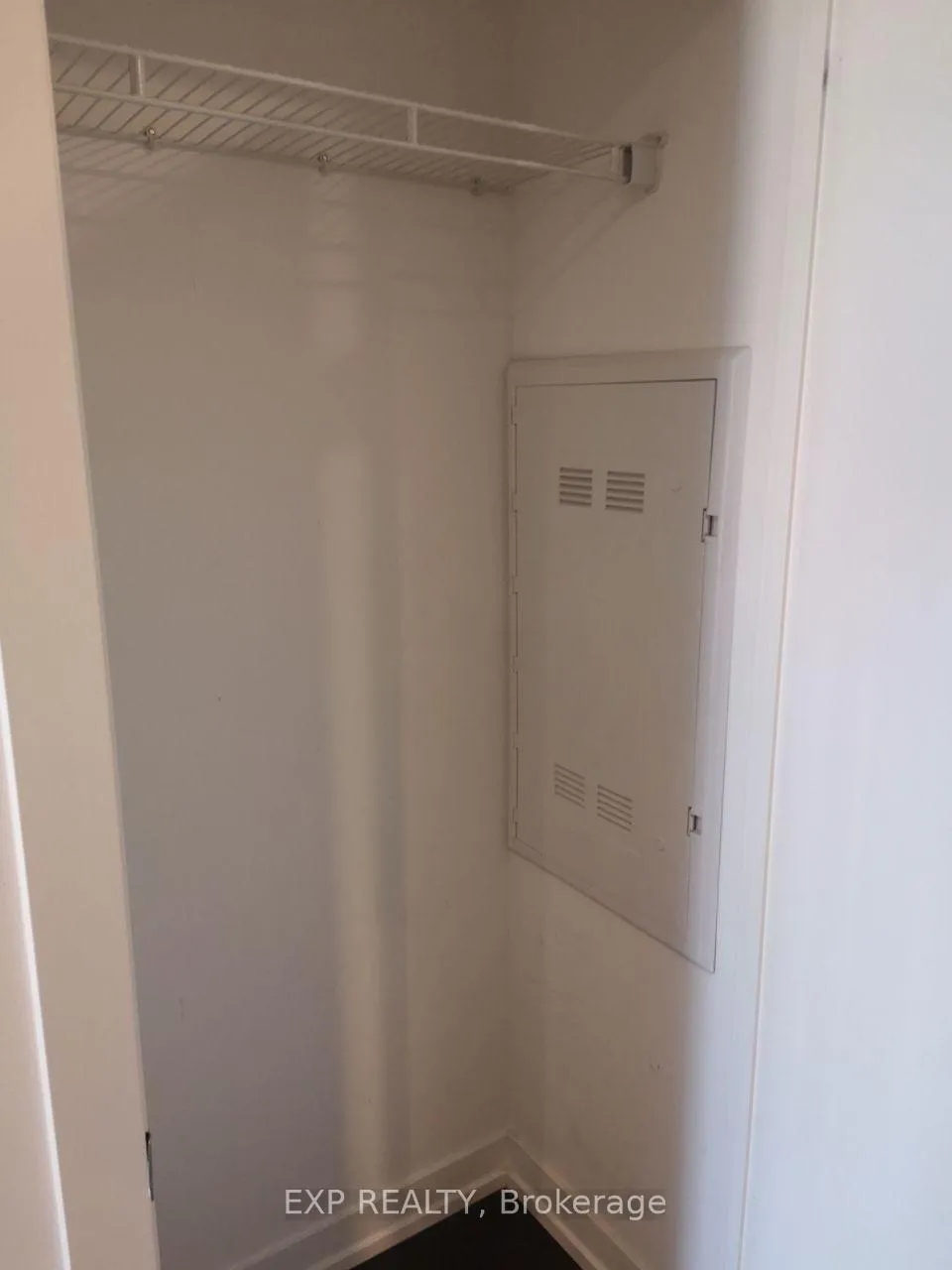 Photo 7 of Unit Ph15, 85 Wood Street, Toronto, Church-Yonge Corridor — HOMEH