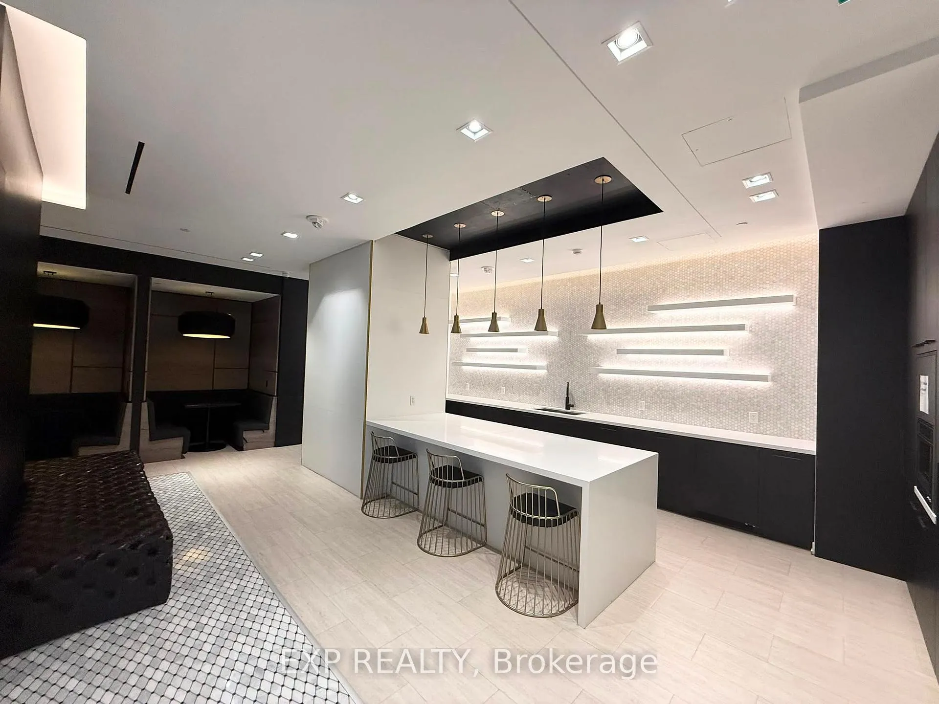 Photo 15 of Unit Ph15, 85 Wood Street, Toronto, Church-Yonge Corridor — HOMEH