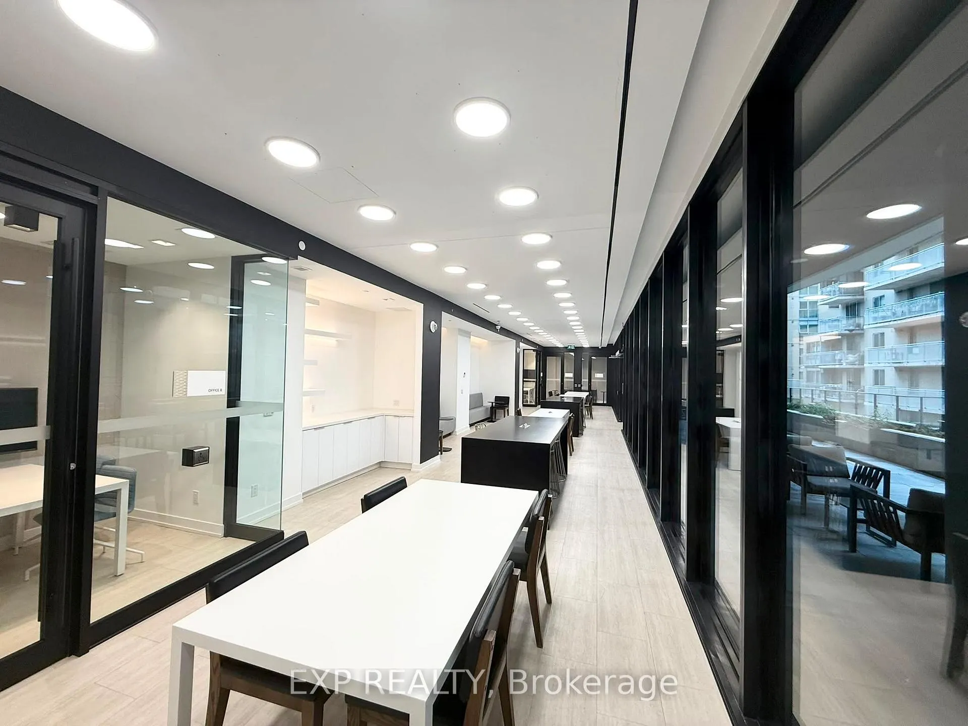 Photo 16 of Unit Ph15, 85 Wood Street, Toronto, Church-Yonge Corridor — HOMEH