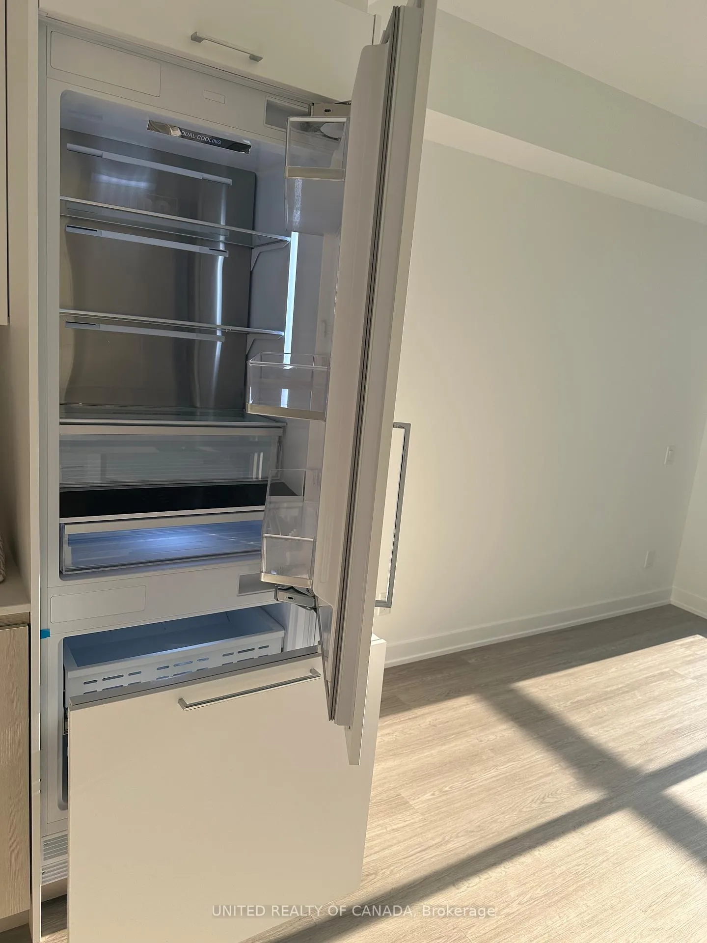 Photo 12 of Unit 827, 8188 Yonge Street, Vaughan, Uplands — HOMEH