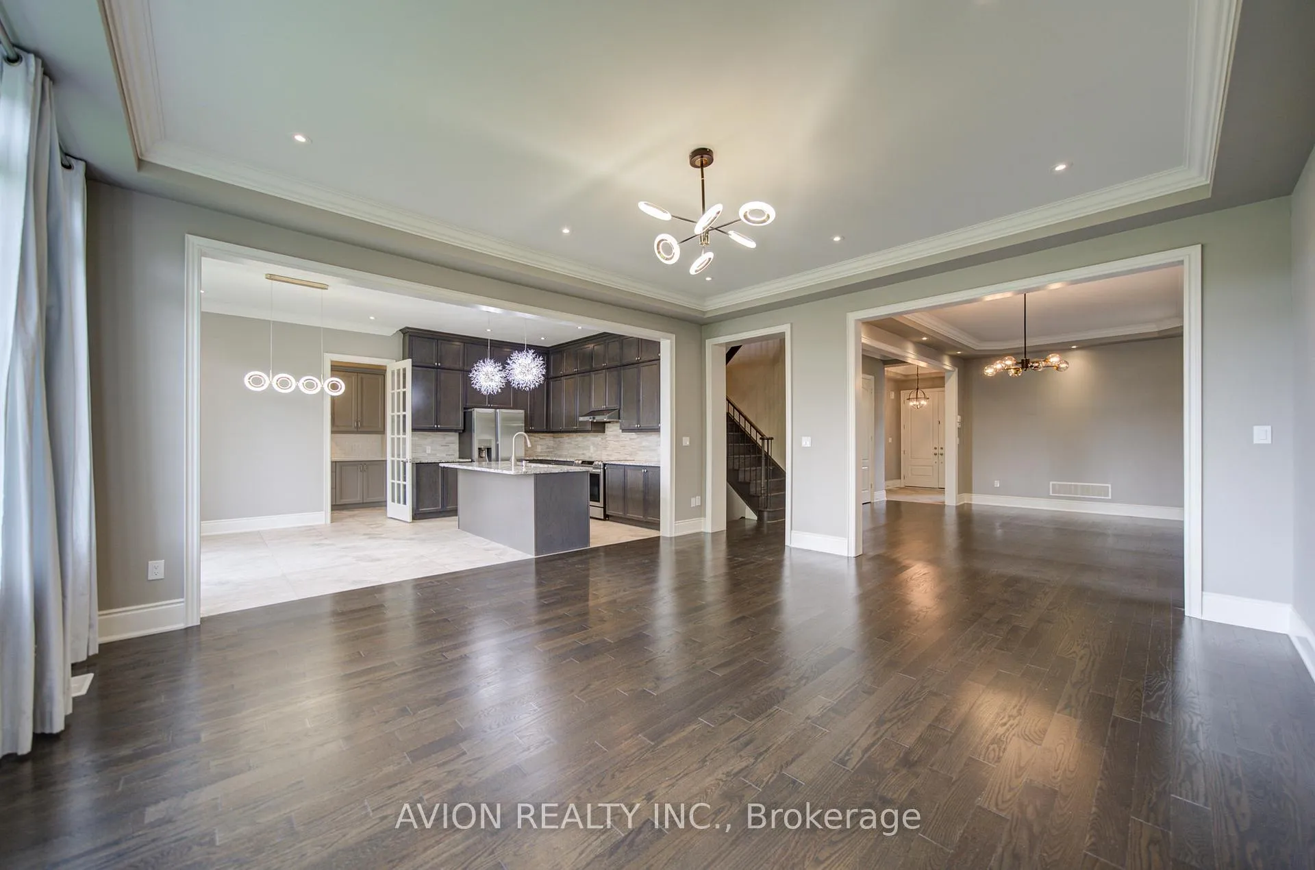 Photo 3 of 102 Joseph Hartman Crescent, Aurora, Rural Aurora — HOMEH