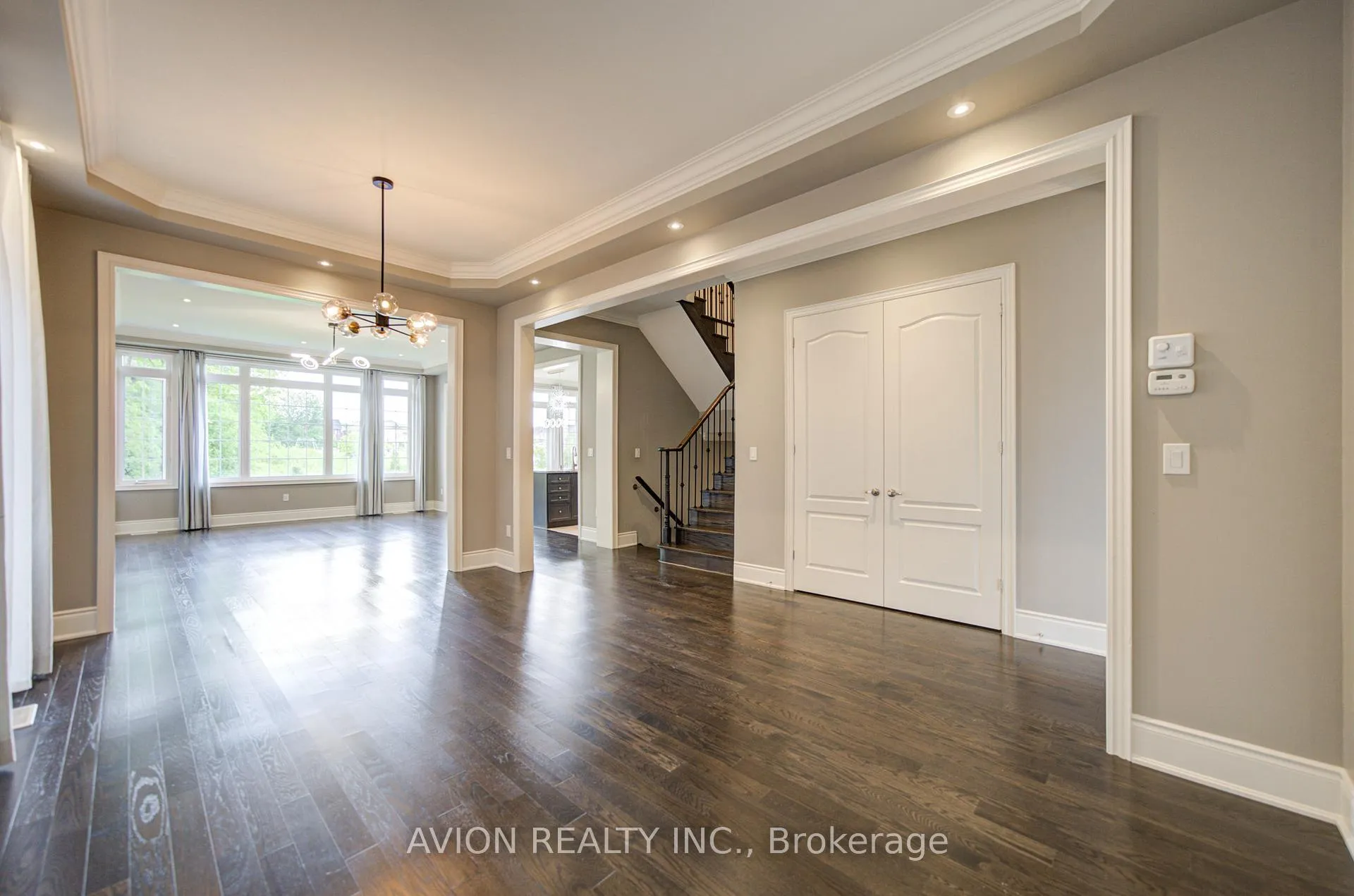 Photo 17 of 102 Joseph Hartman Crescent, Aurora, Rural Aurora — HOMEH