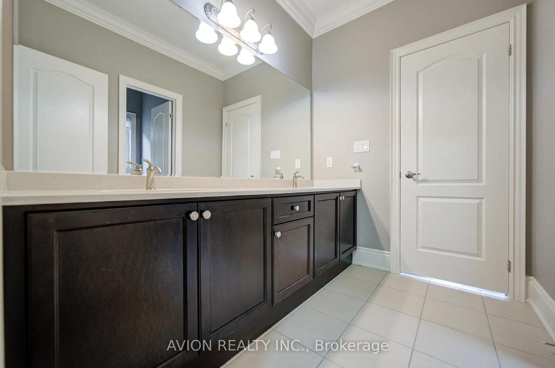 Photo 42 of 102 Joseph Hartman Crescent, Aurora, Rural Aurora — HOMEH