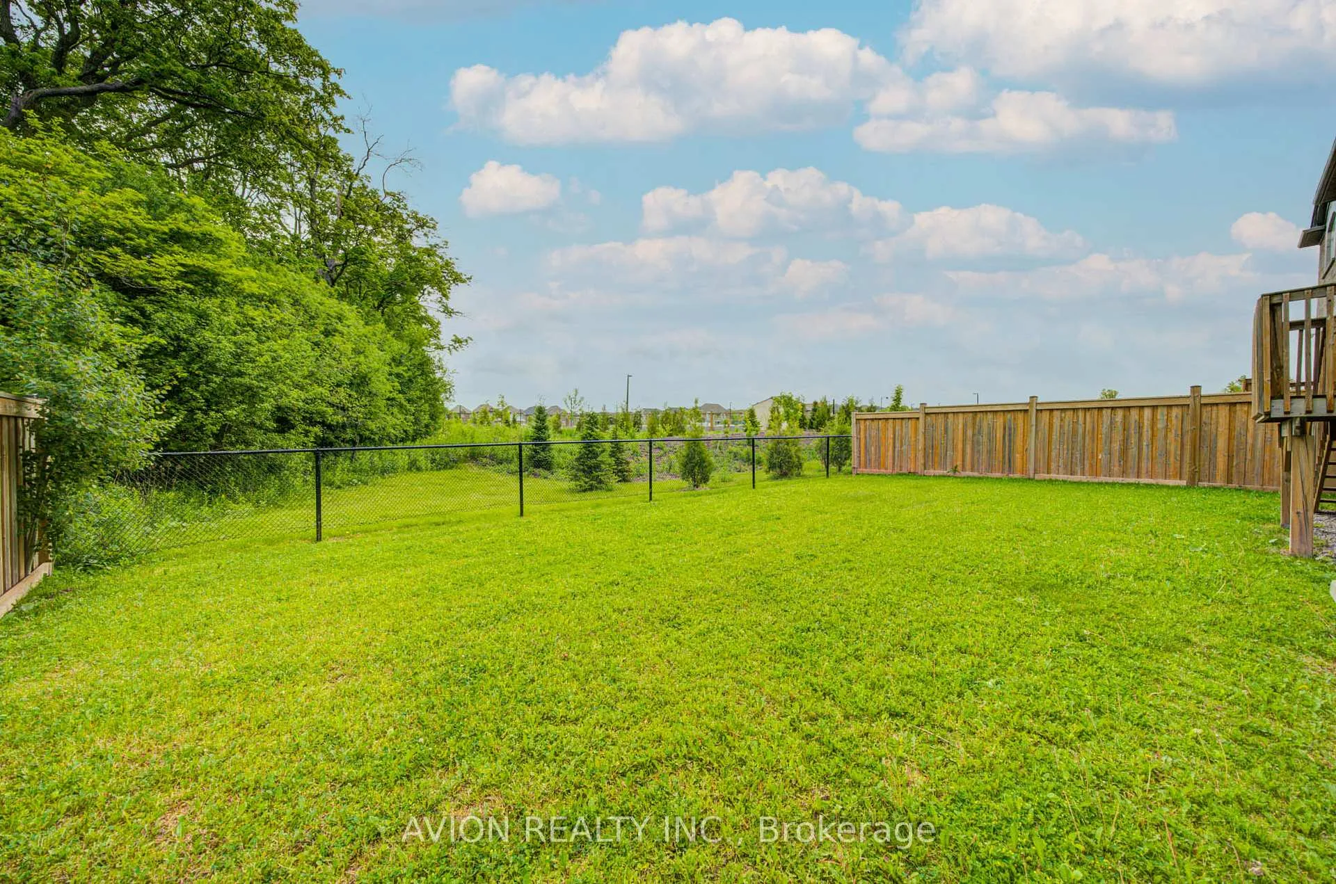 Photo 47 of 102 Joseph Hartman Crescent, Aurora, Rural Aurora — HOMEH