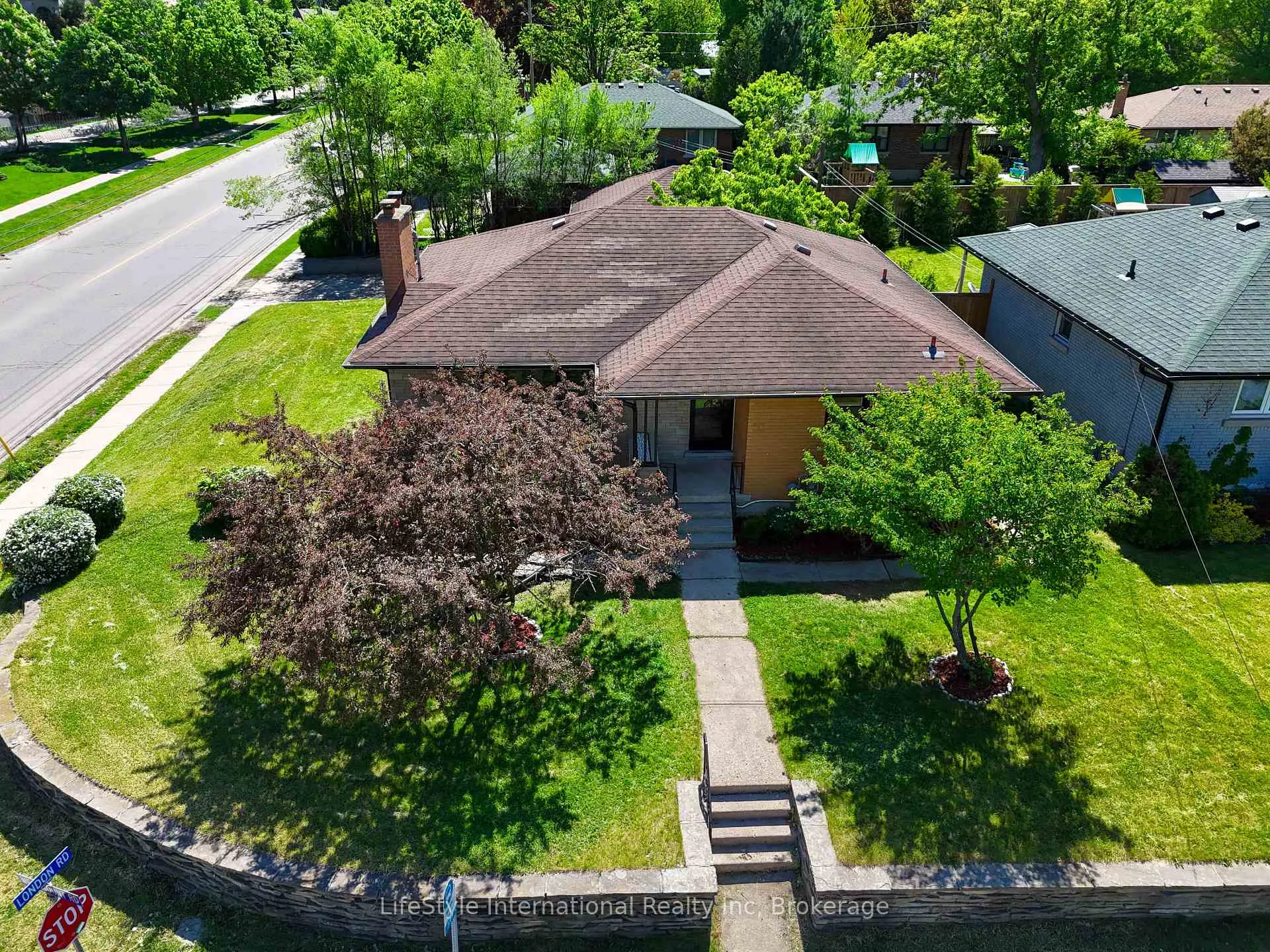 Photo 1 of 2 Westmount Road, Guelph, Exhibition Park — HOMEH