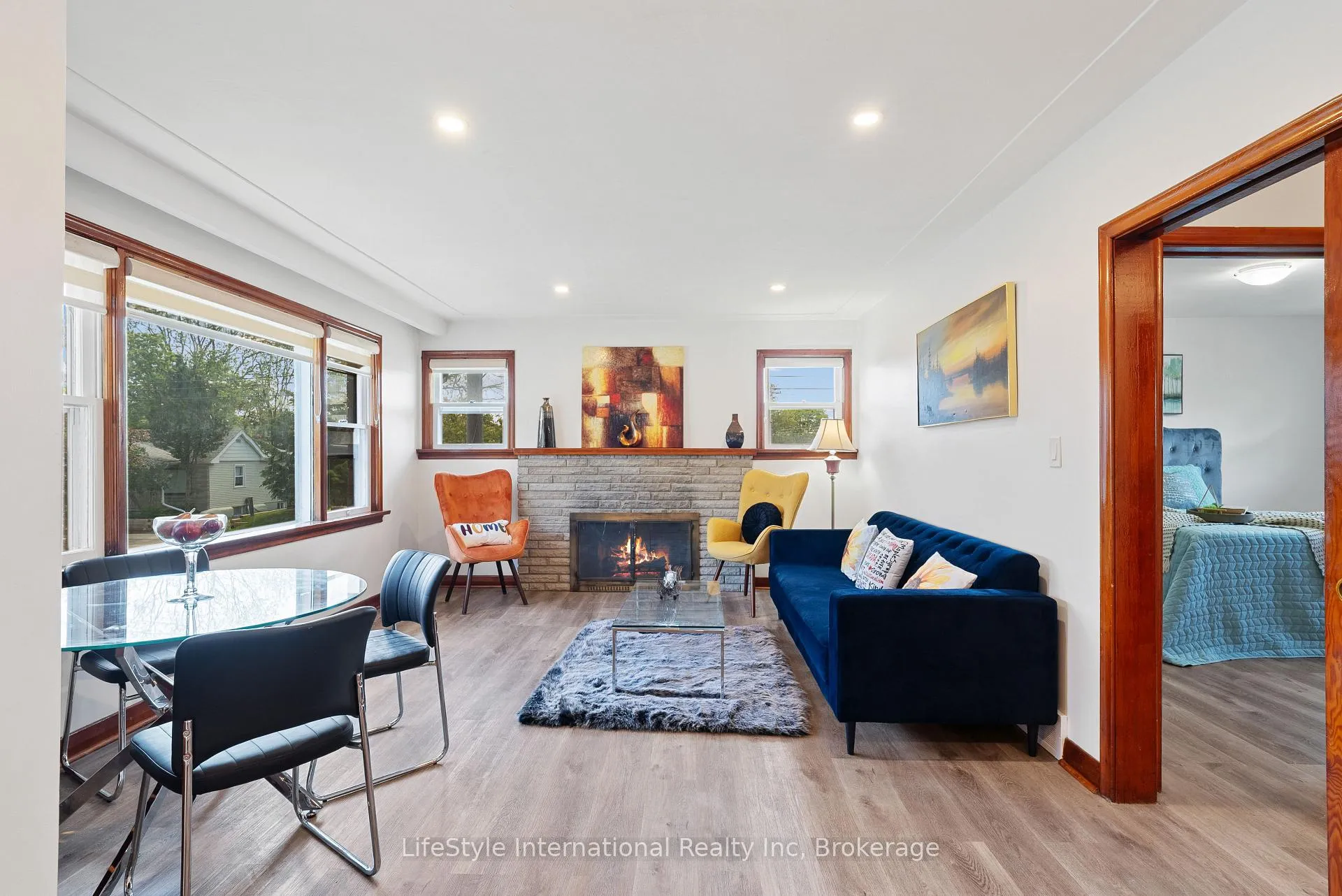 Photo 11 of 2 Westmount Road, Guelph, Exhibition Park — HOMEH