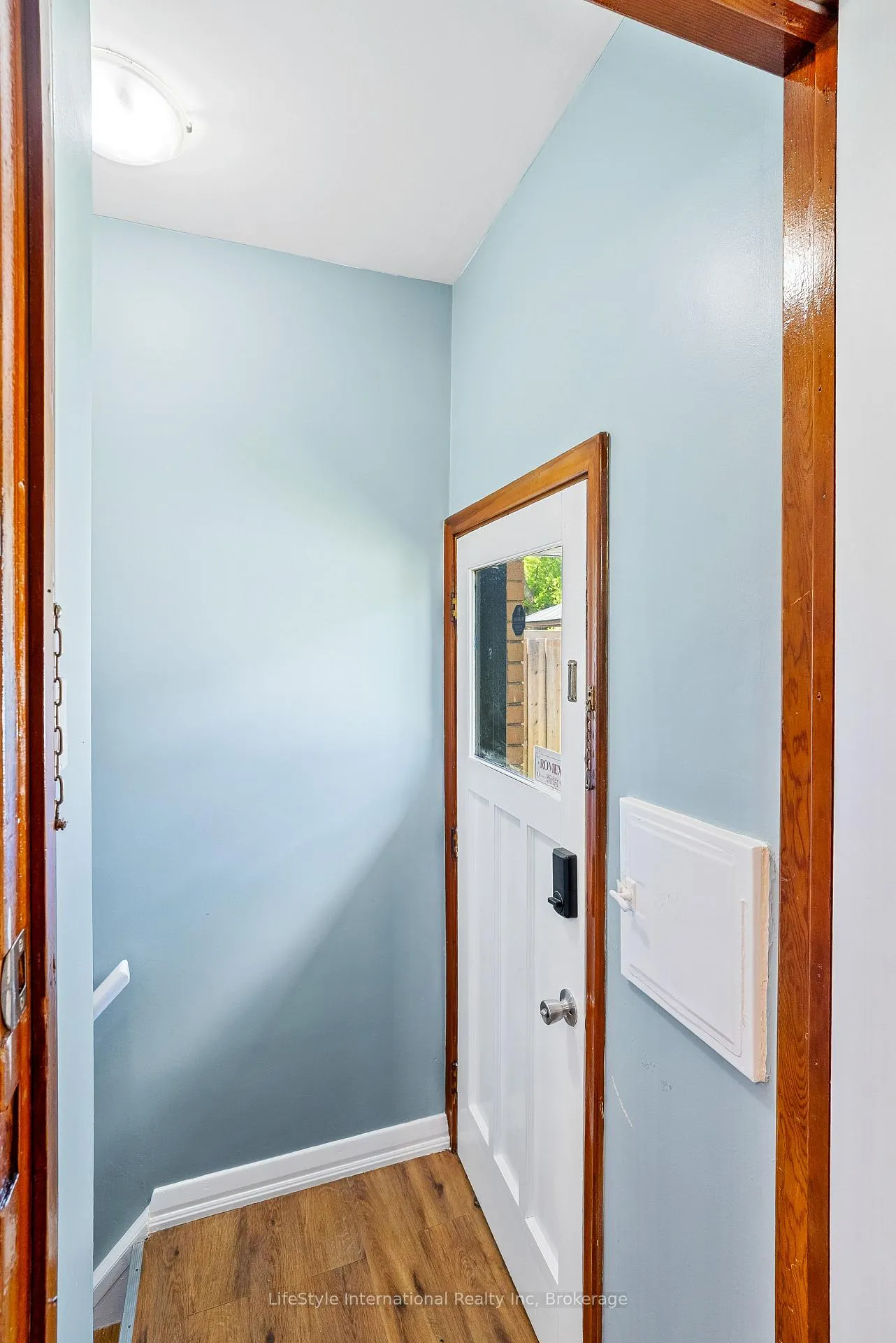 Photo 26 of 2 Westmount Road, Guelph, Exhibition Park — HOMEH