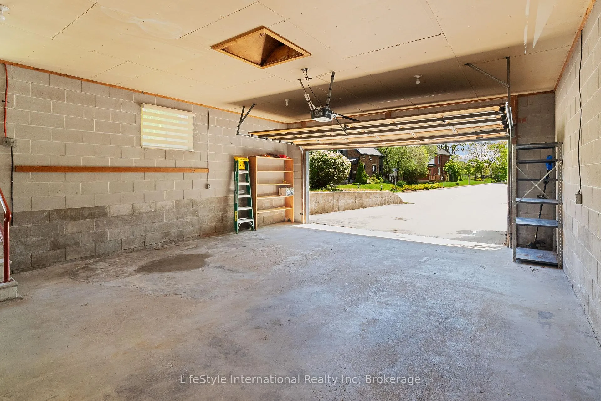 Photo 46 of 2 Westmount Road, Guelph, Exhibition Park — HOMEH