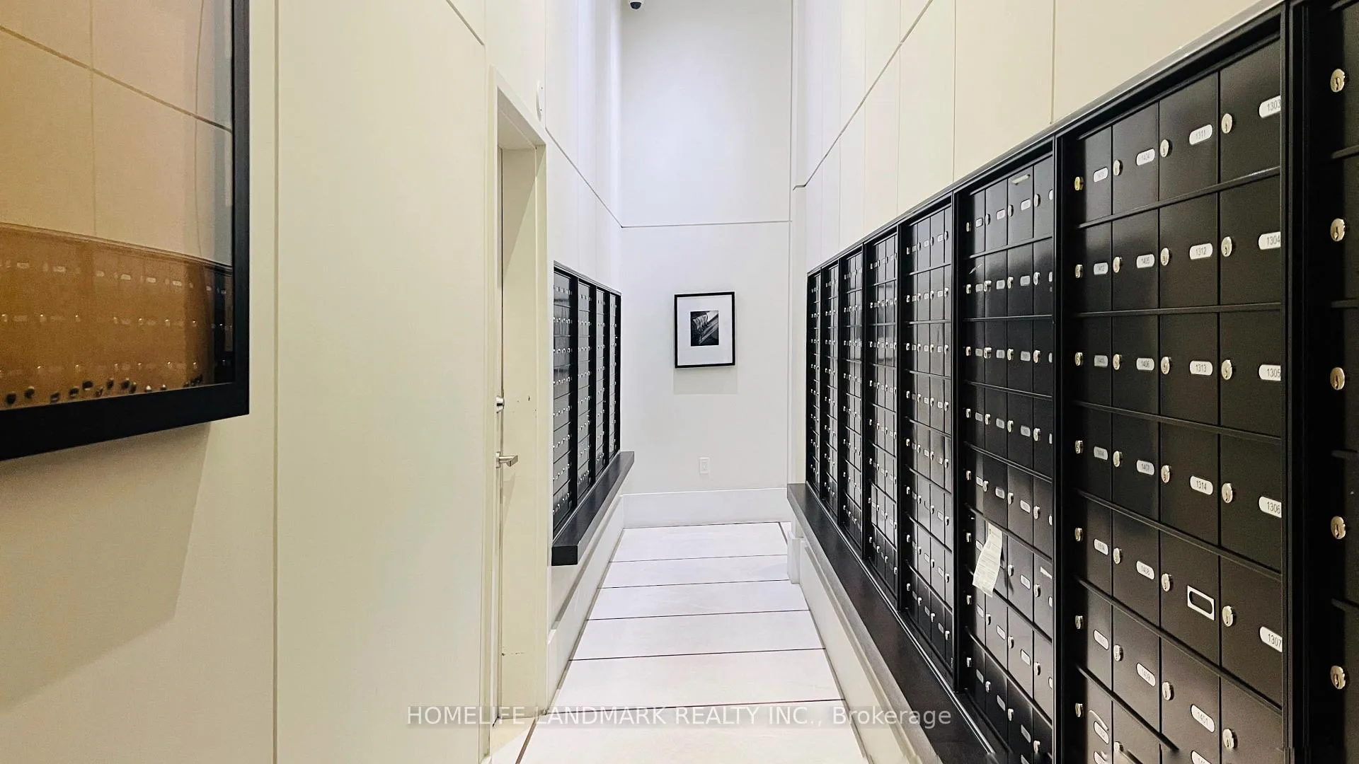 Photo 5 of Unit 2202, 197 Yonge Street, Toronto, Church-Yonge Corridor — HOMEH