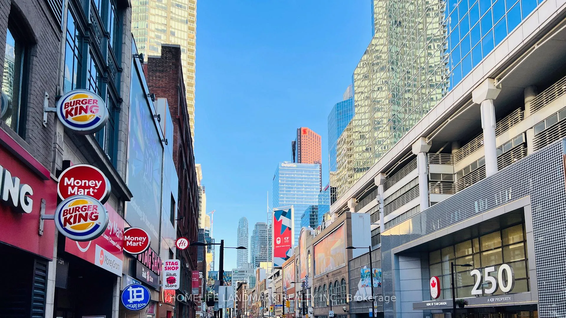 Photo 11 of Unit 2202, 197 Yonge Street, Toronto, Church-Yonge Corridor — HOMEH