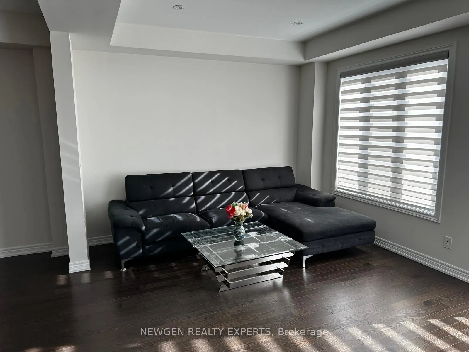 Photo 3 of 17 Stonehill Avenue, Kitchener, Huron Park — HOMEH