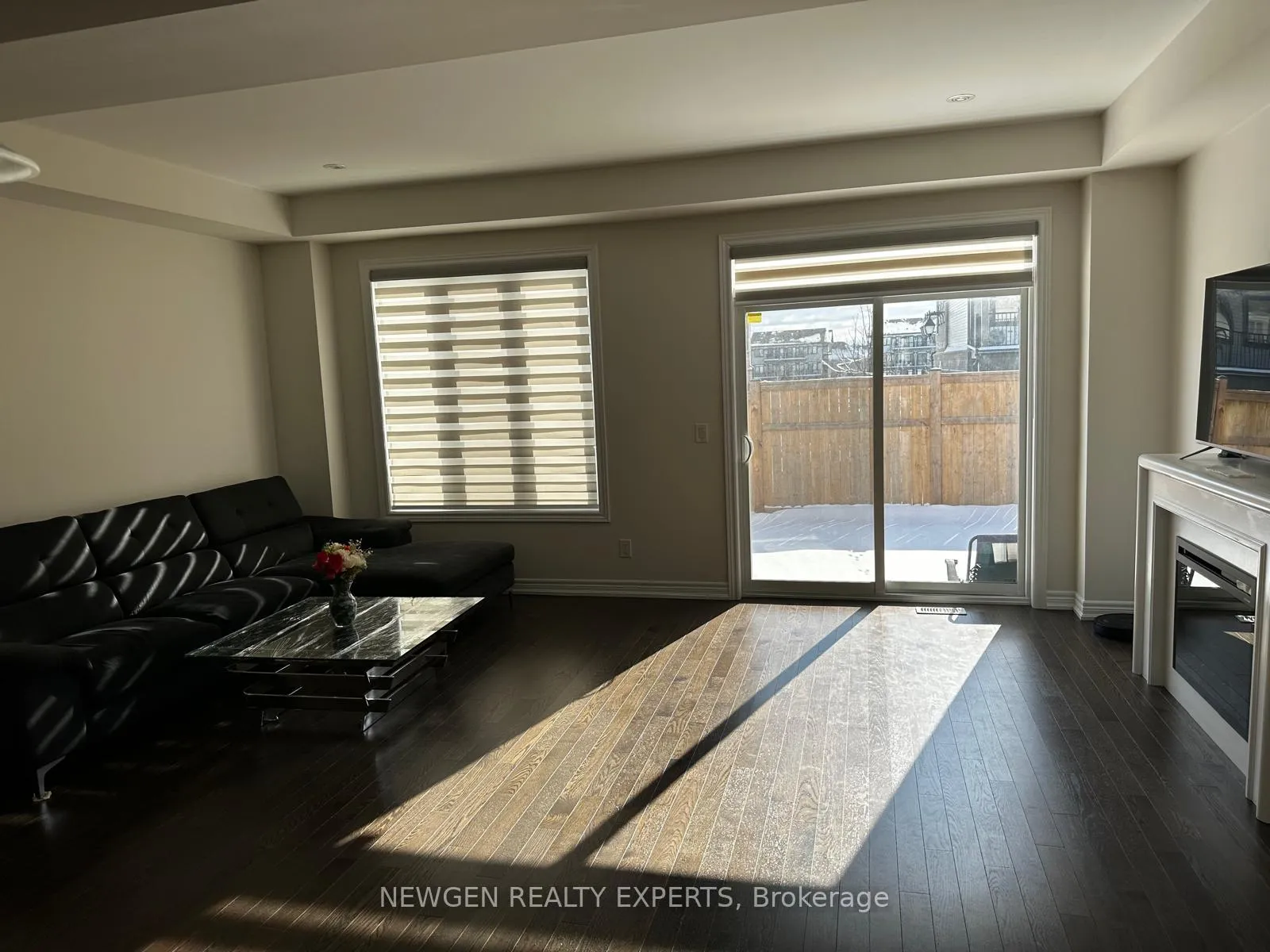 Photo 4 of 17 Stonehill Avenue, Kitchener, Huron Park — HOMEH