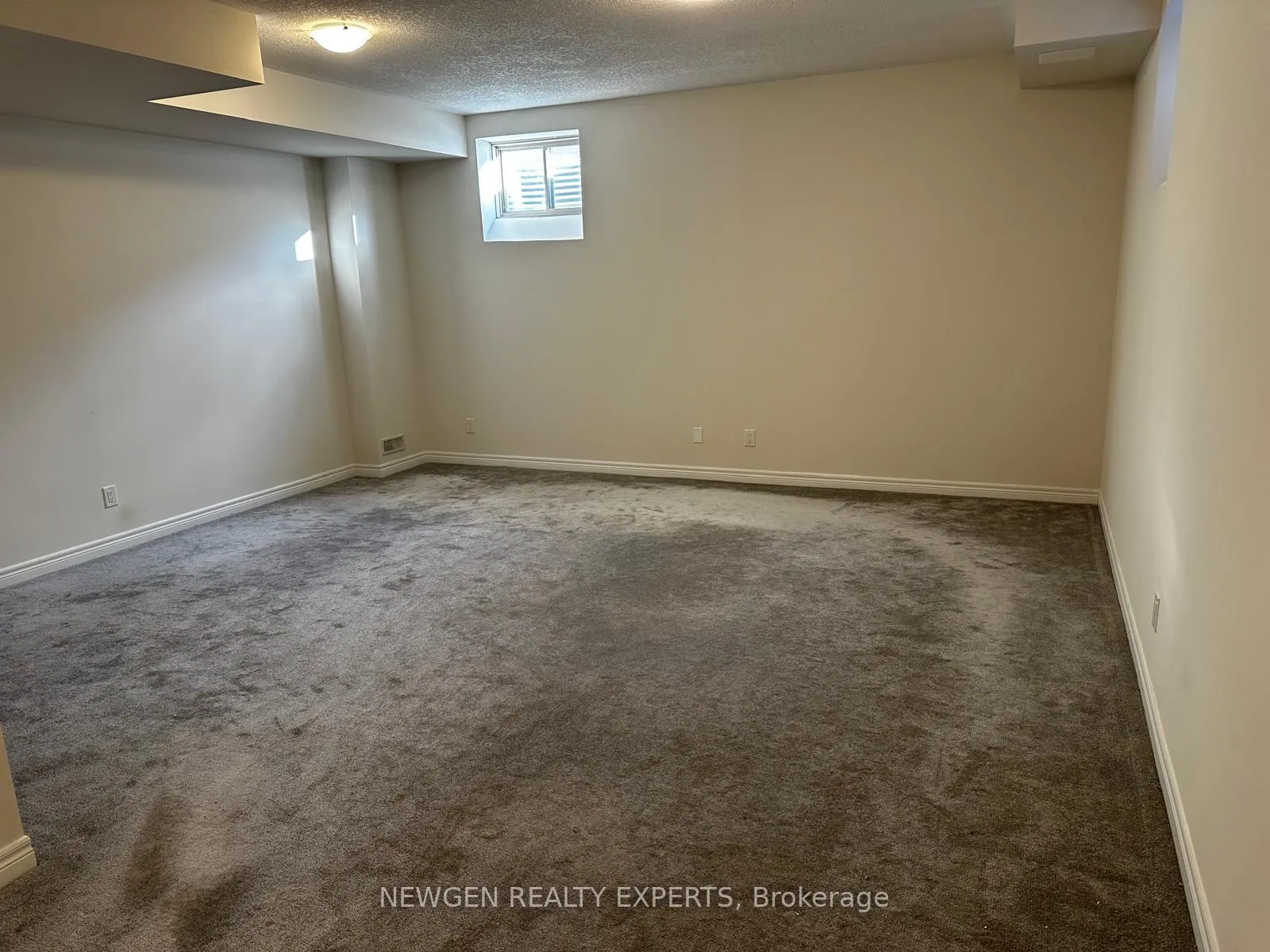 Photo 25 of 17 Stonehill Avenue, Kitchener, Huron Park — HOMEH