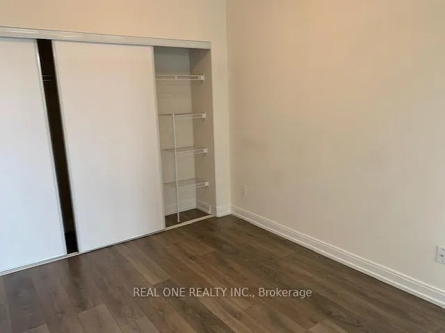 Photo 3 of Unit 225, 540 Bur Oak Avenue, Markham, Berczy — HOMEH