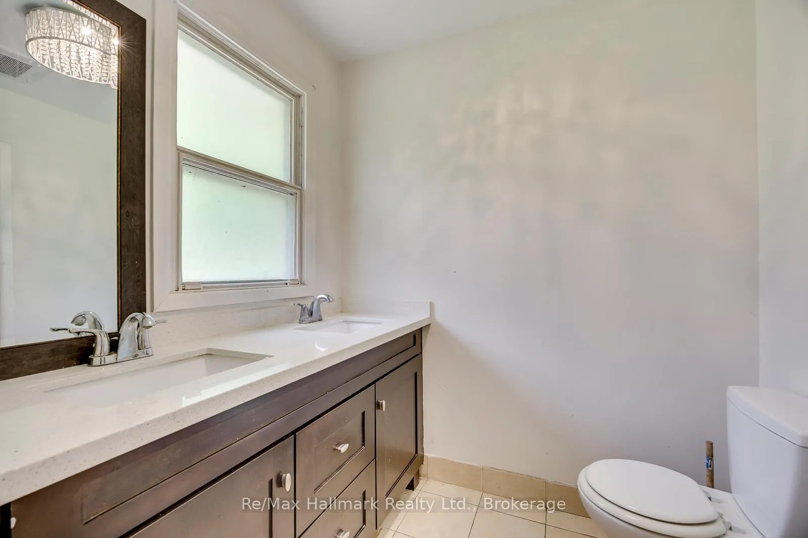 Photo 17 of 5371 Dundas Street, Burlington, Bronte Creek — HOMEH