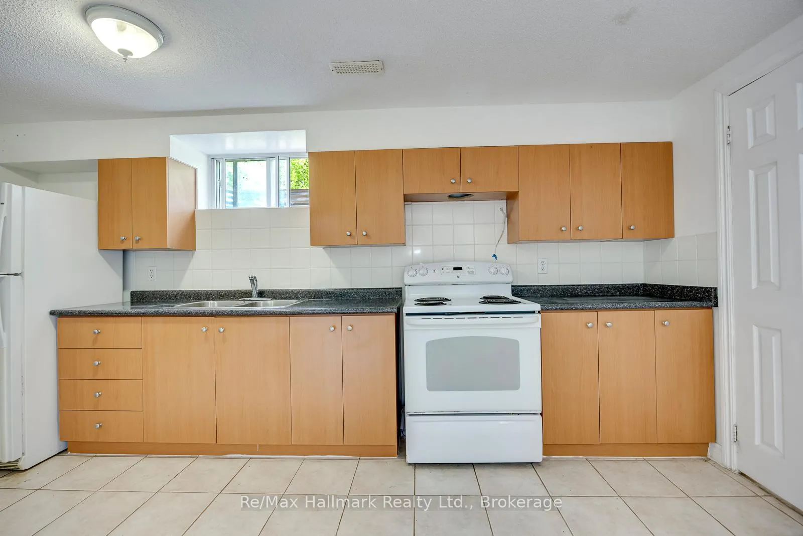 Photo 27 of 5371 Dundas Street, Burlington, Bronte Creek — HOMEH