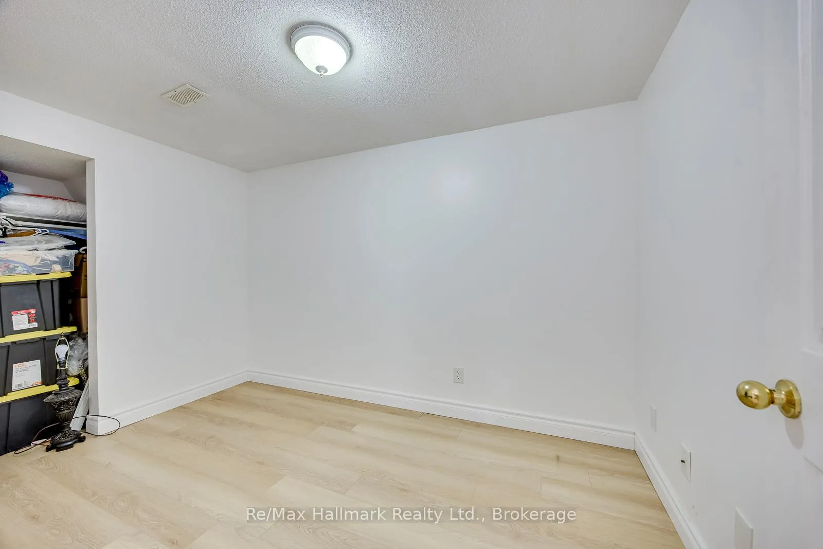 Photo 29 of 5371 Dundas Street, Burlington, Bronte Creek — HOMEH