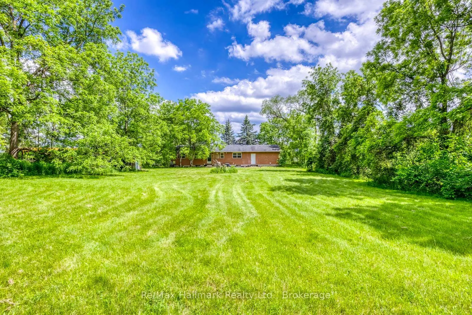 Photo 36 of 5371 Dundas Street, Burlington, Bronte Creek — HOMEH