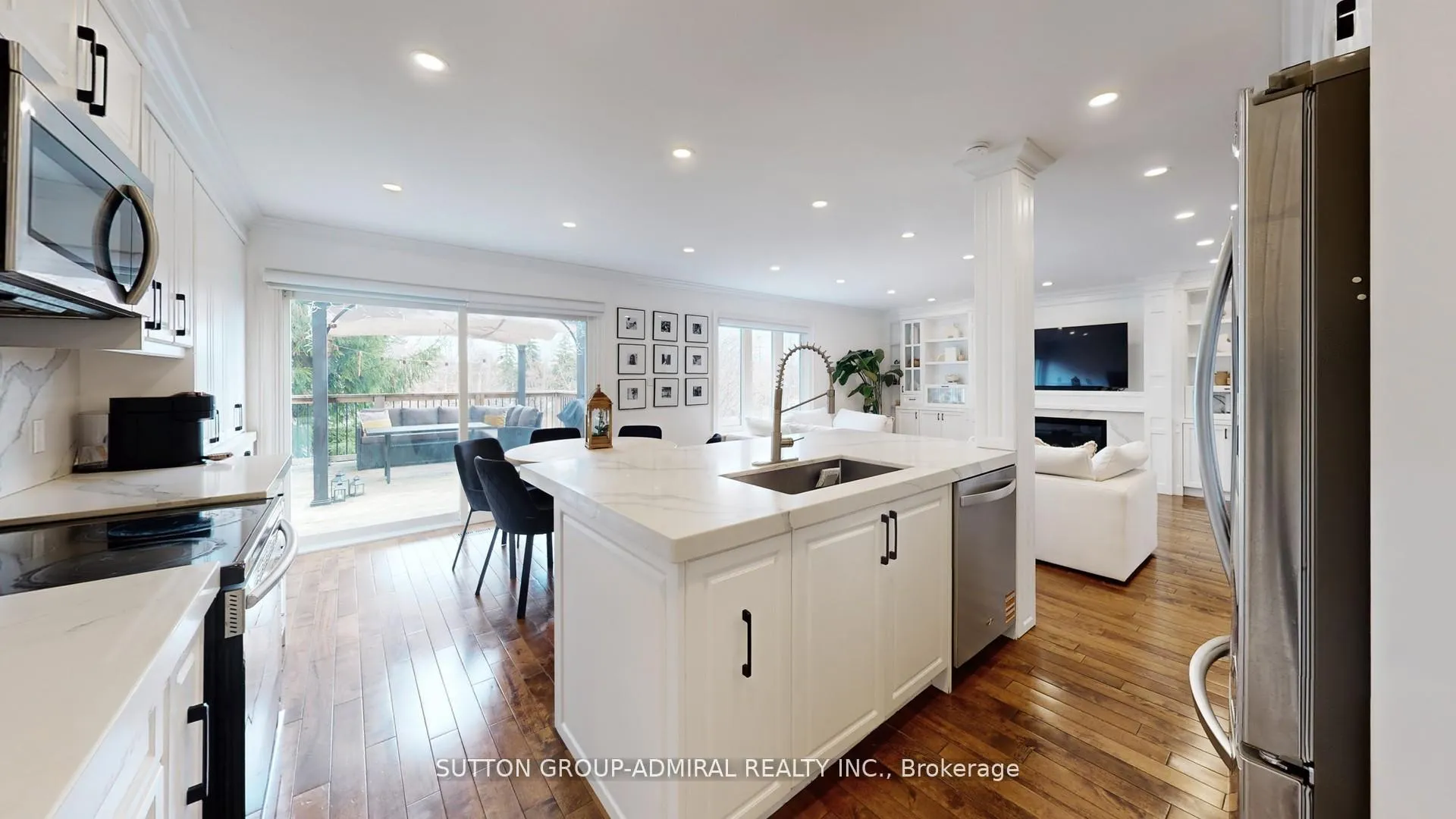 Photo 18 of 8 Colleen Street, Vaughan, Crestwood-Springfarm-Yorkhill — HOMEH