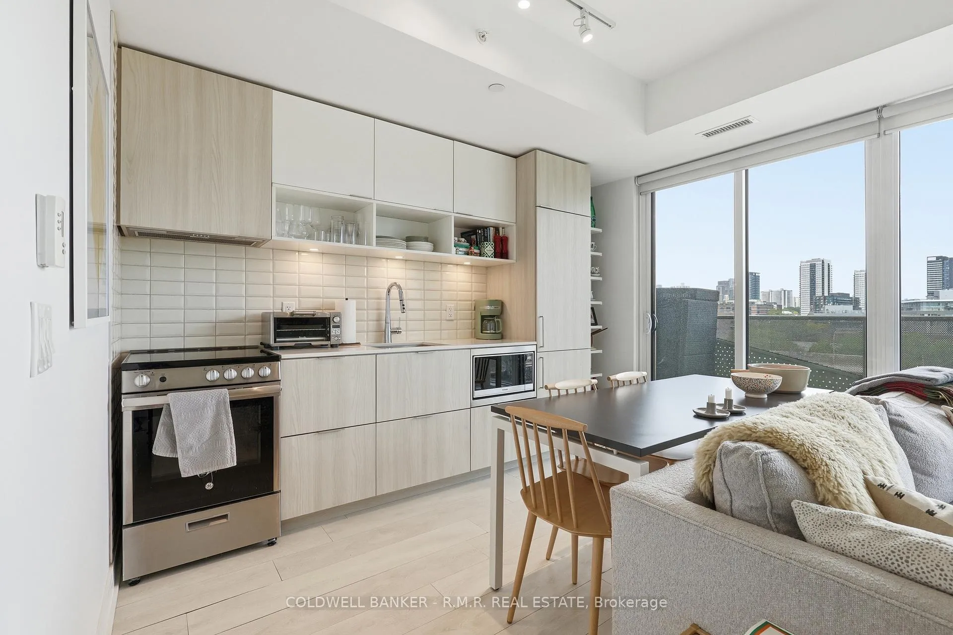 Photo 5 of Unit 15, 60 Tannery Road, Toronto, Waterfront Communities — HOMEH