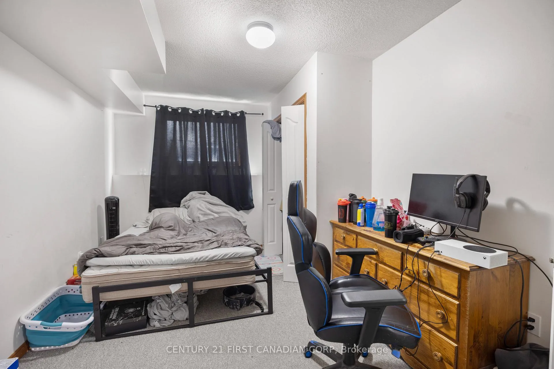 Photo 23 of 351 Fleming Drive, London, East D — HOMEH