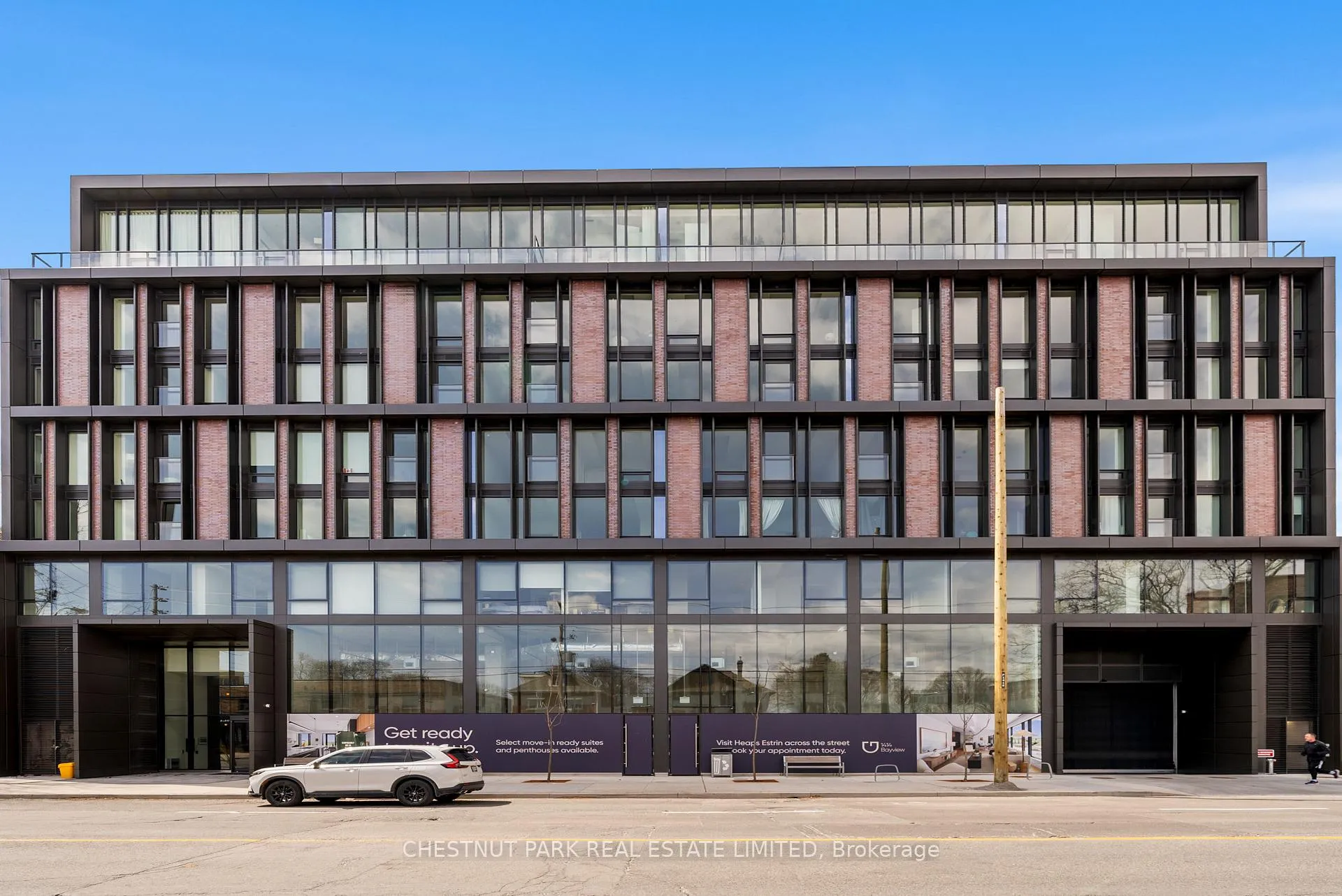 Front of Unit 312, 1414 Bayview Avenue