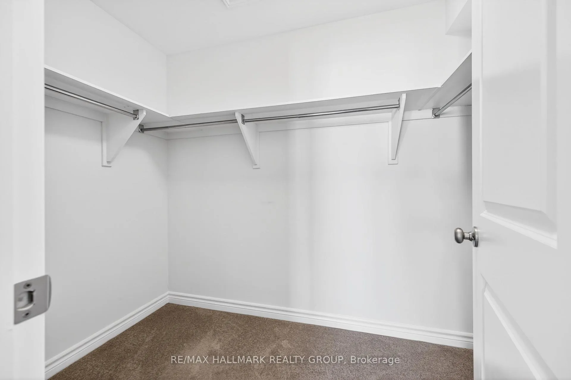 Photo 21 of 720 Miikana Road, Ottawa, Blossom Park/Kemp Park/Findlay Creek — HOMEH