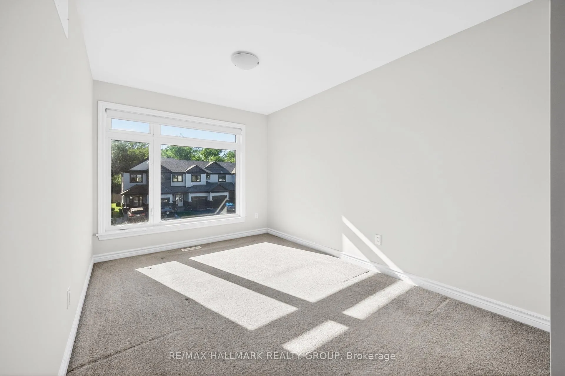 Photo 32 of 720 Miikana Road, Ottawa, Blossom Park/Kemp Park/Findlay Creek — HOMEH