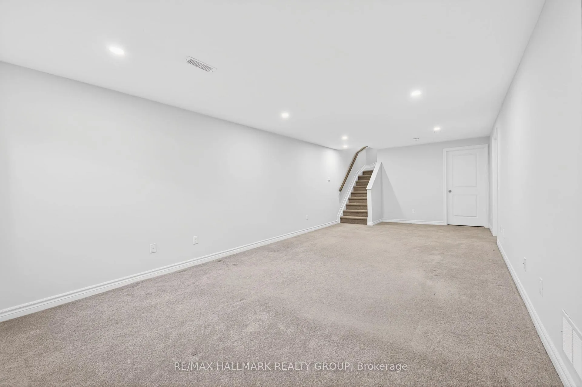 Photo 39 of 720 Miikana Road, Ottawa, Blossom Park/Kemp Park/Findlay Creek — HOMEH