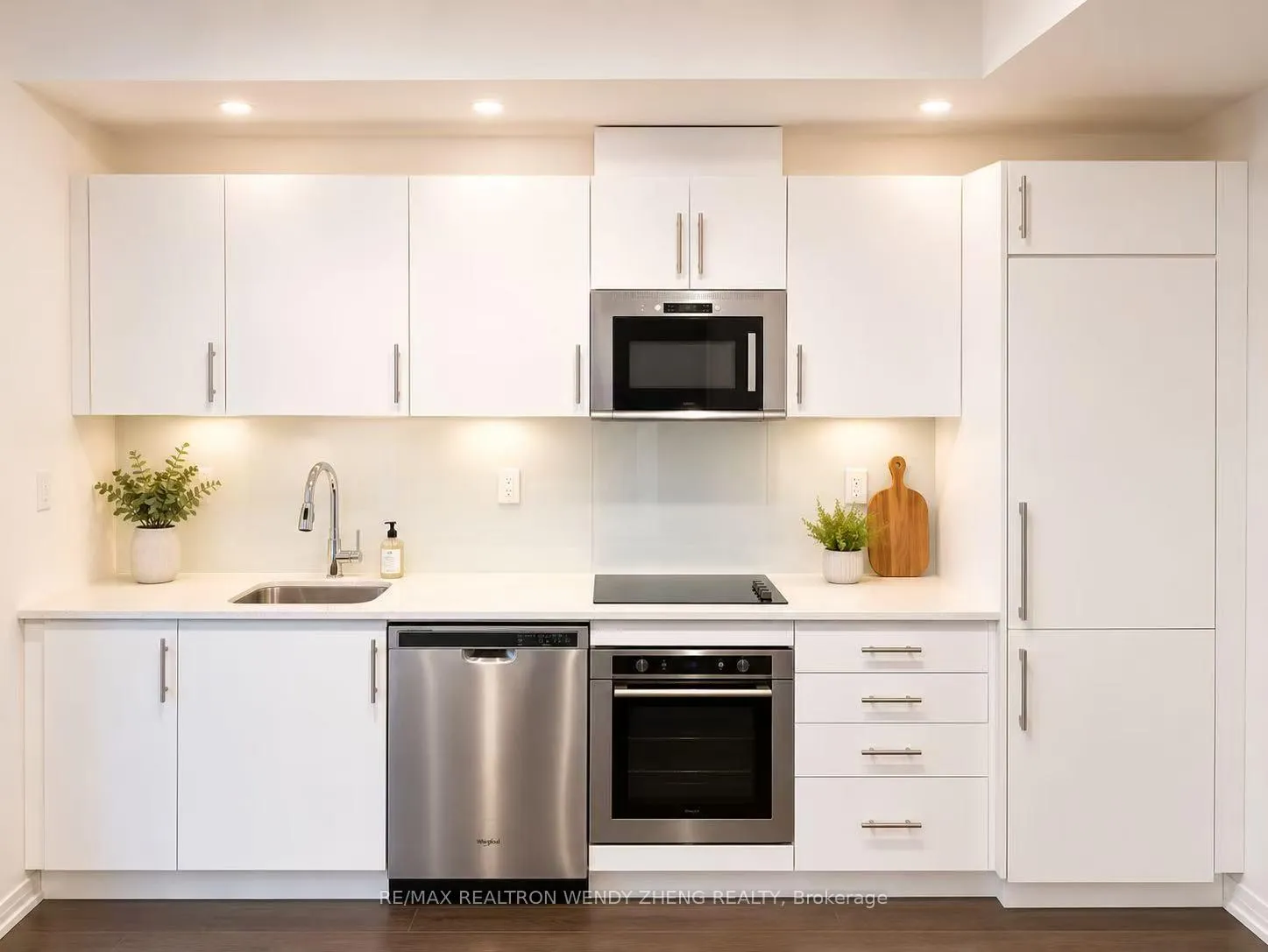 Photo 6 of Unit 1219, 460 Adelaide Street E, Toronto, Moss Park — HOMEH