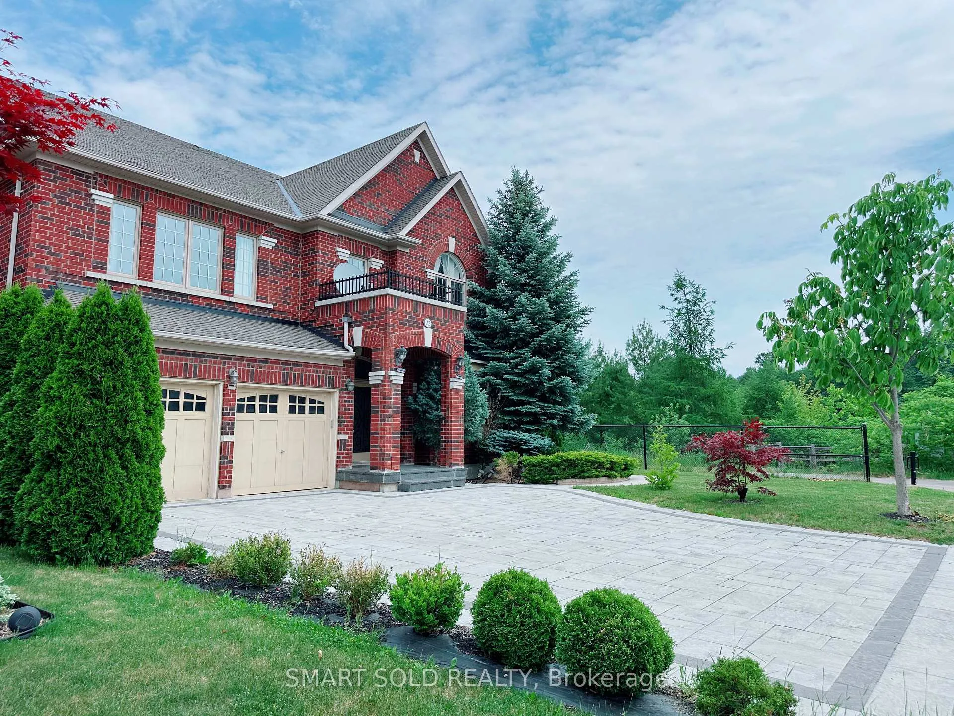 Photo 2 of 22 Sir Modesto Court, Vaughan, Patterson — HOMEH