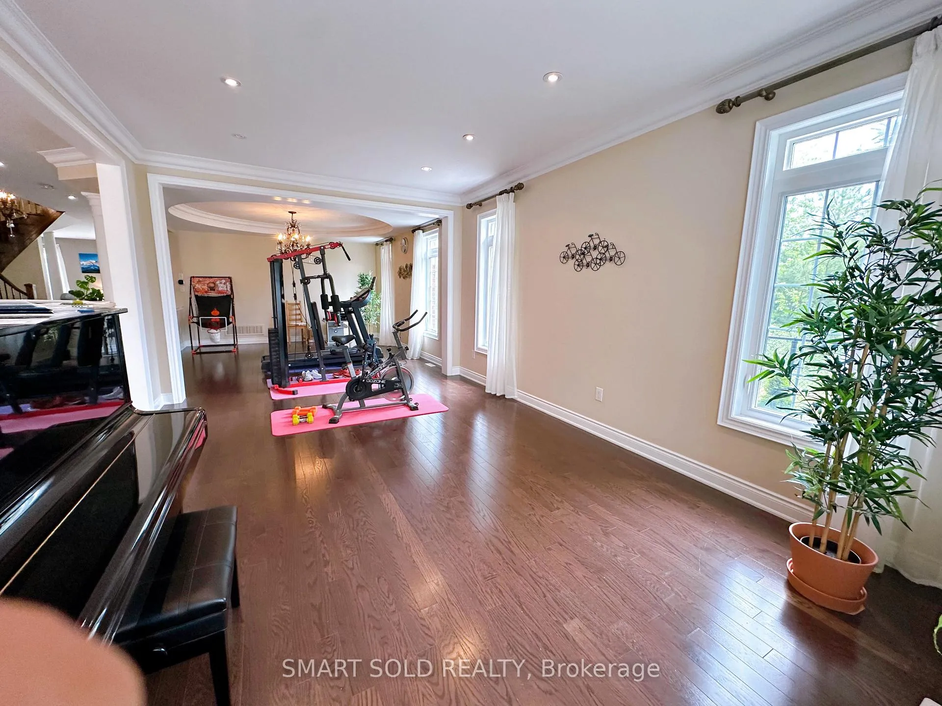 Photo 9 of 22 Sir Modesto Court, Vaughan, Patterson — HOMEH