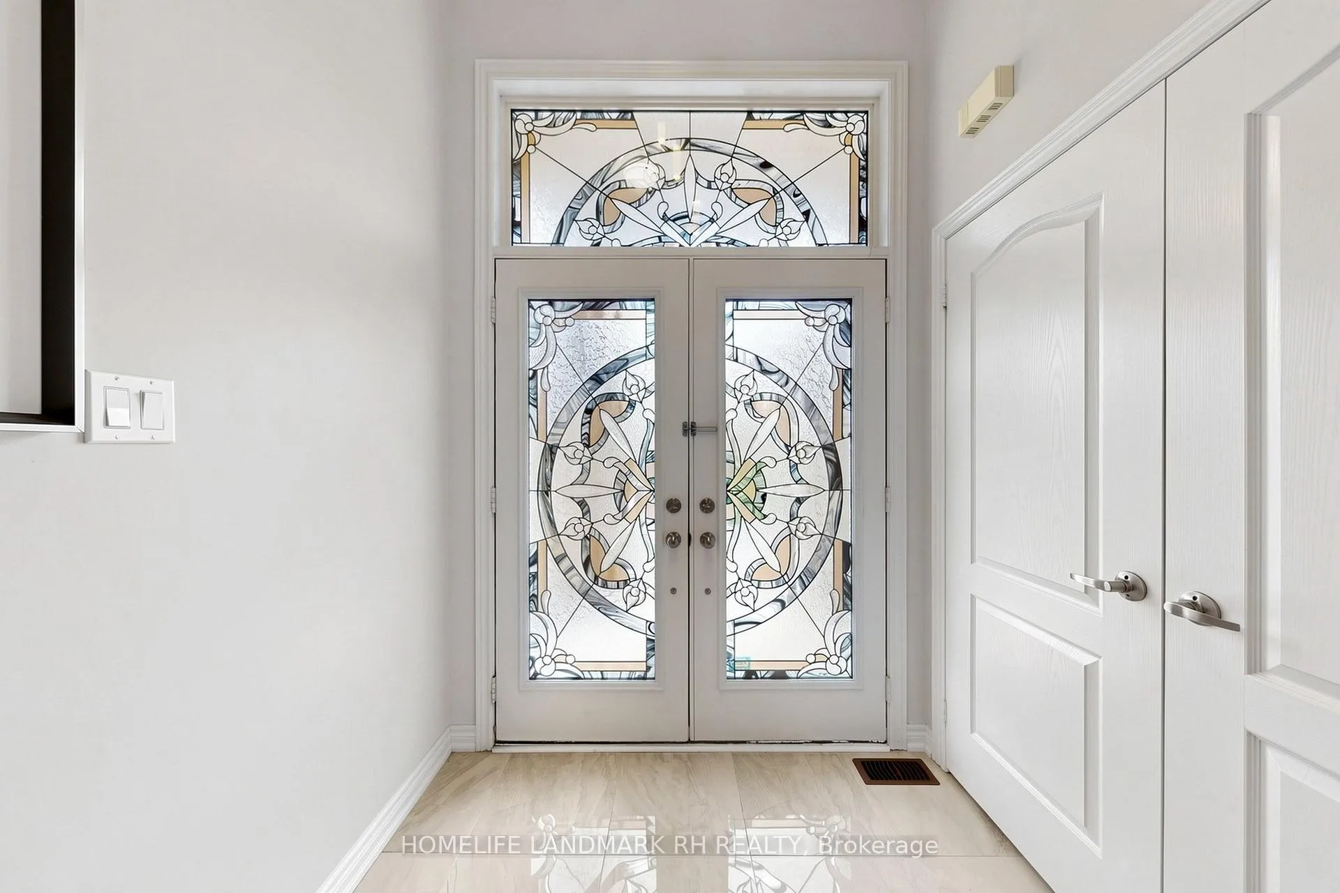 Photo 2 of 42 Begonia Street, Markham, Wismer — HOMEH