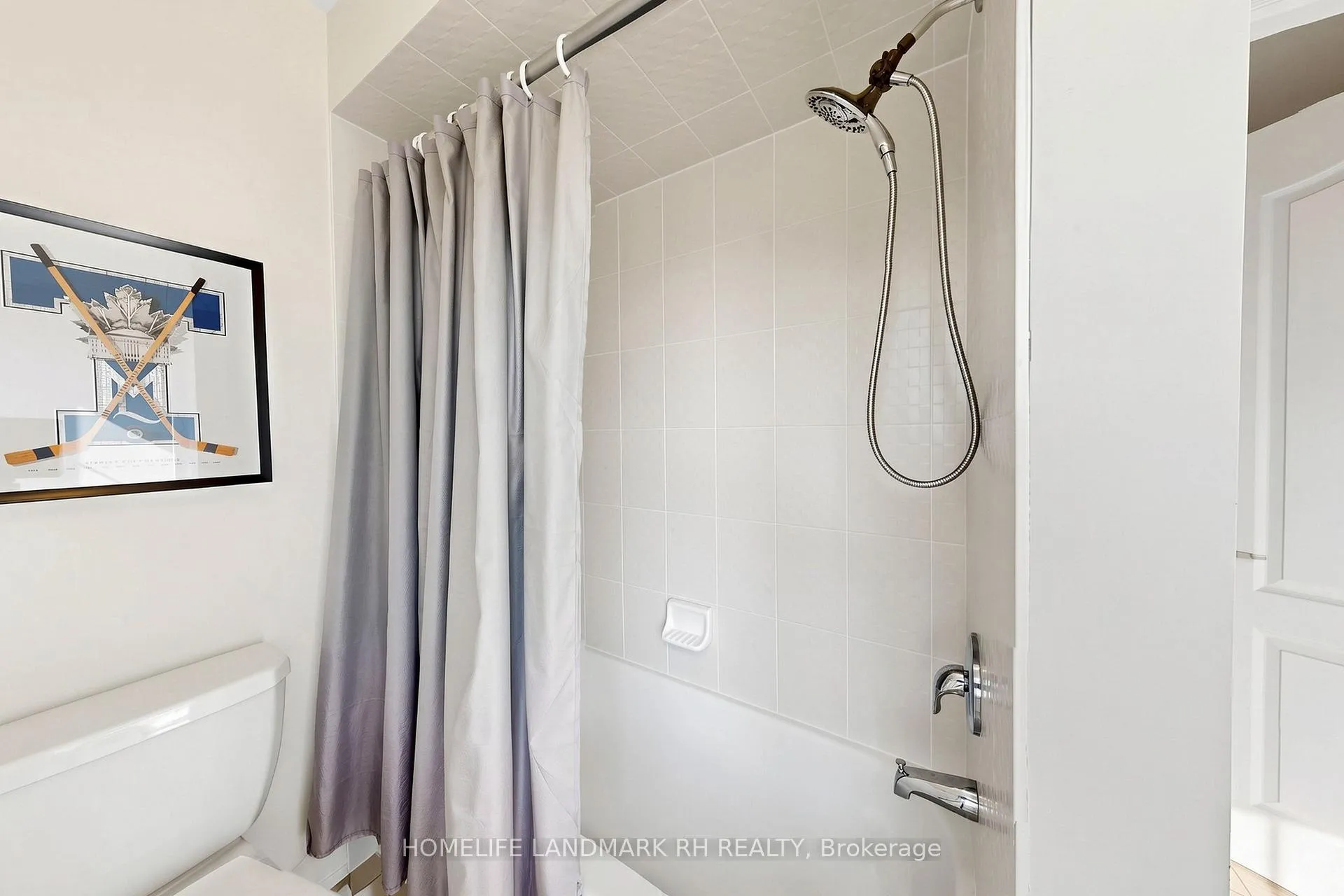 Photo 33 of 42 Begonia Street, Markham, Wismer — HOMEH