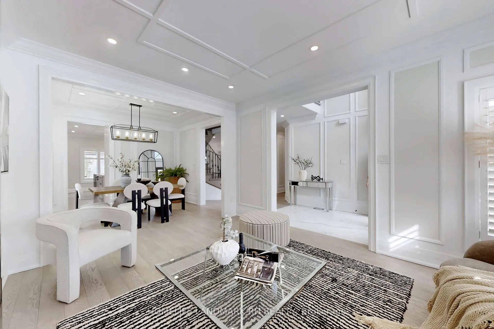 Photo 7 of 129 Golden Tulip Crescent, Markham, Cachet — HOMEH